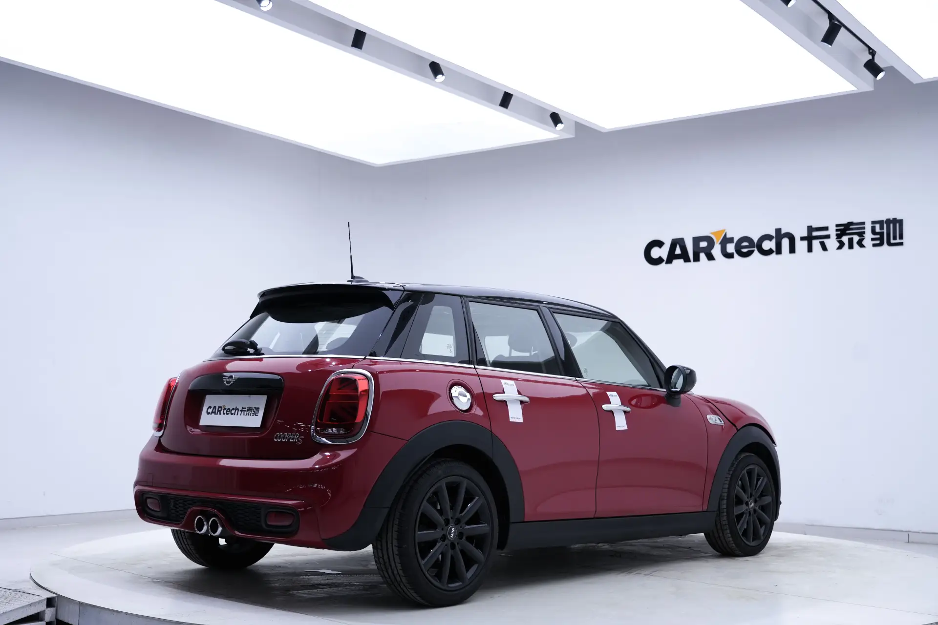 Mini Cooper, 2020 все фото