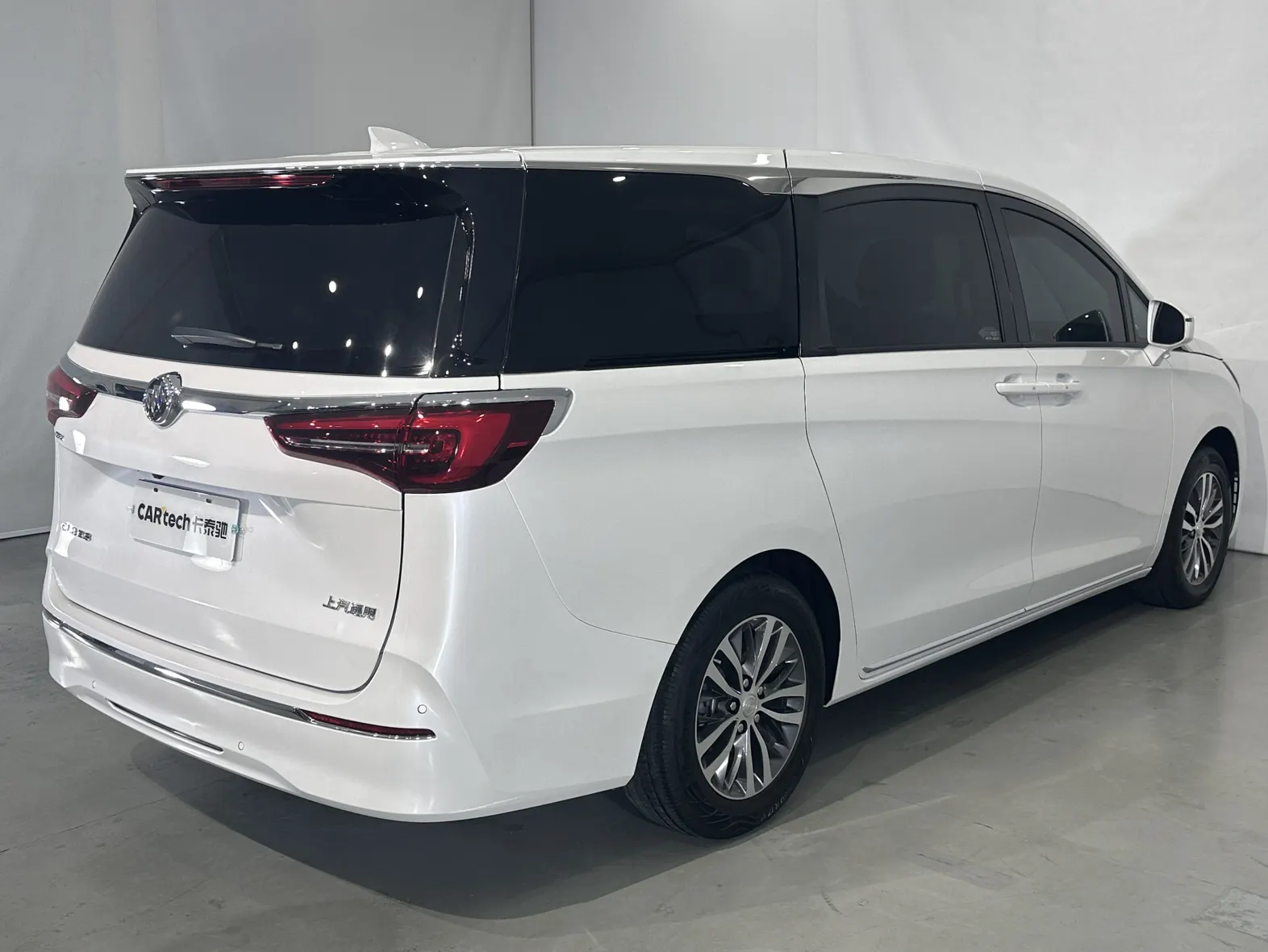 Buick GL8, 2023 4