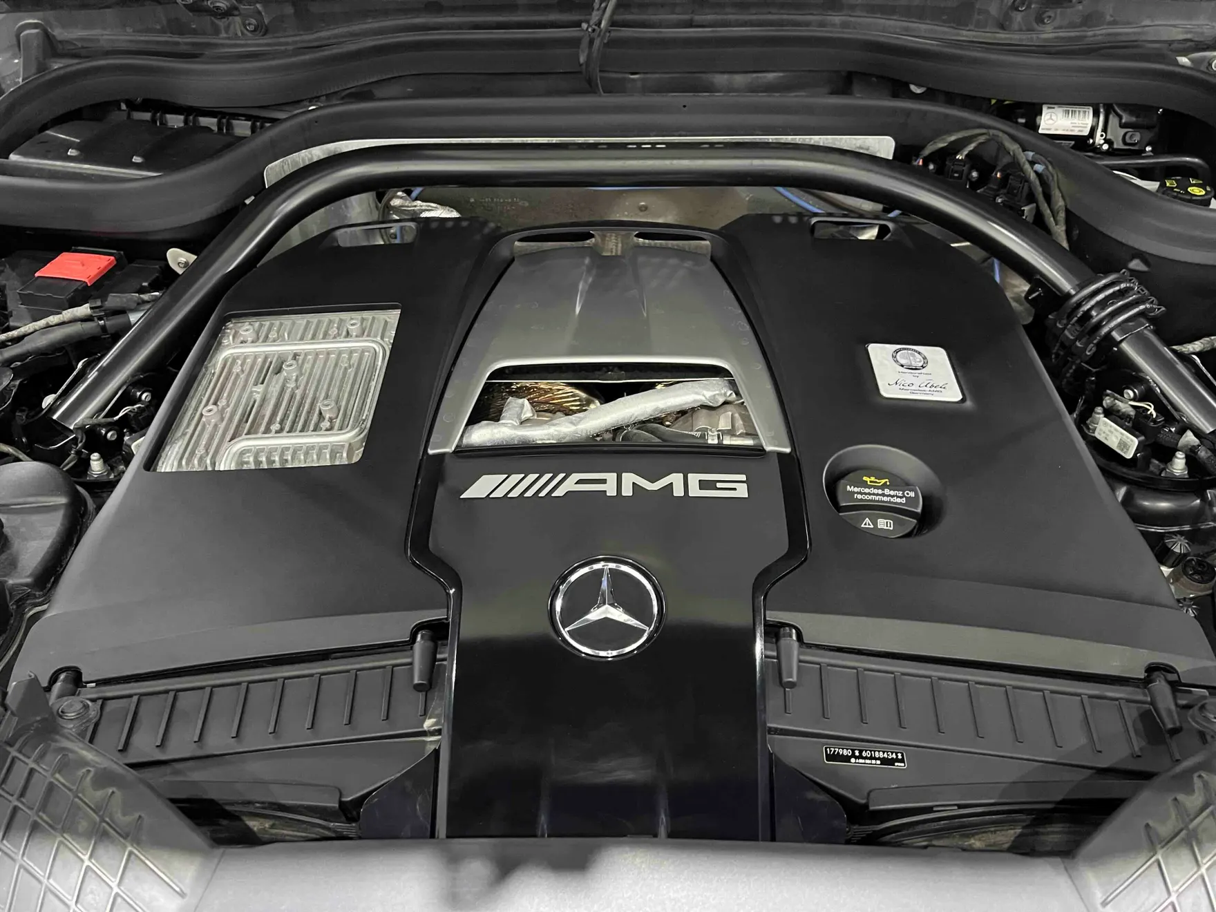 Mercedes-Benz G 63, 2022 11