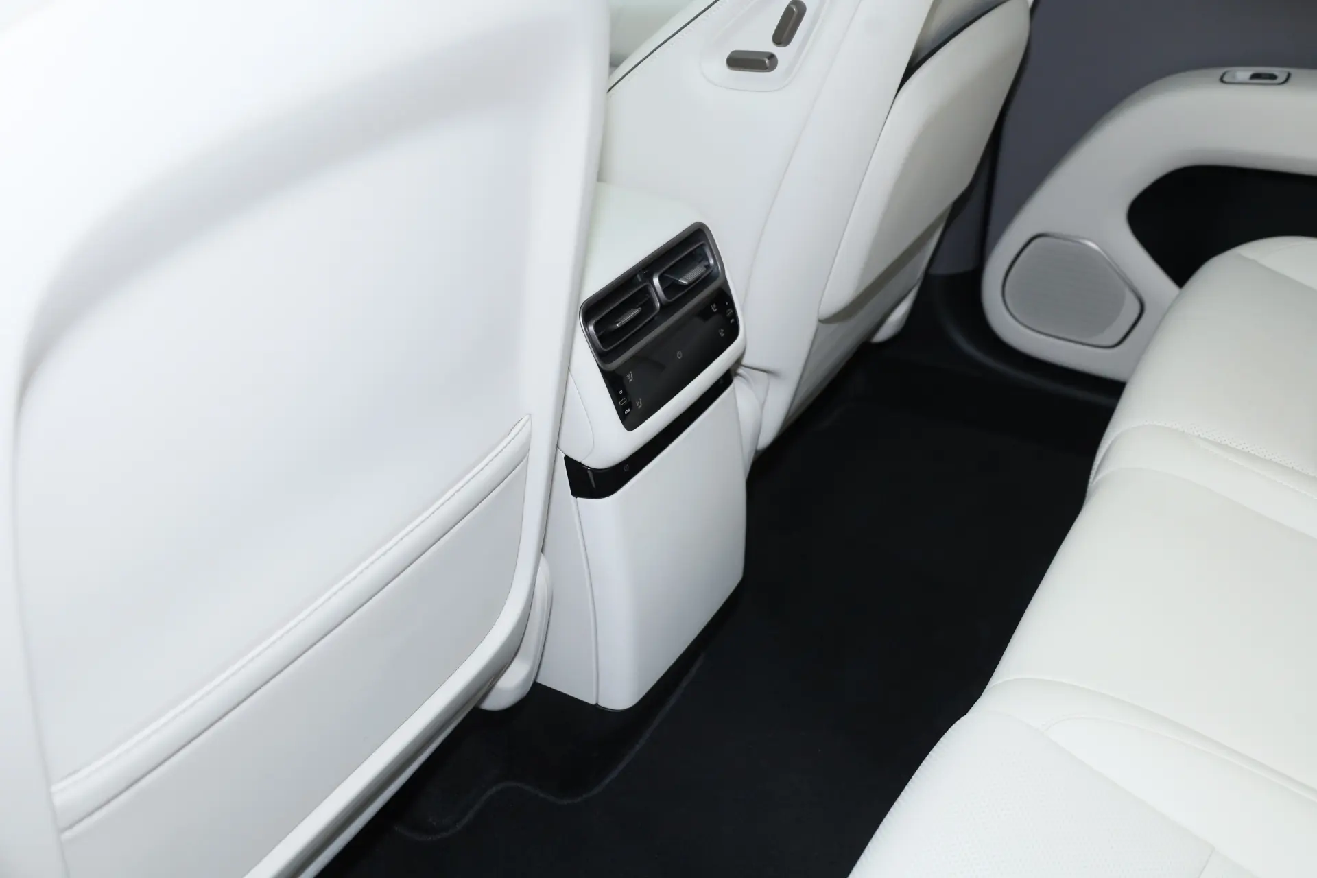 Li Auto i6, 2025 29