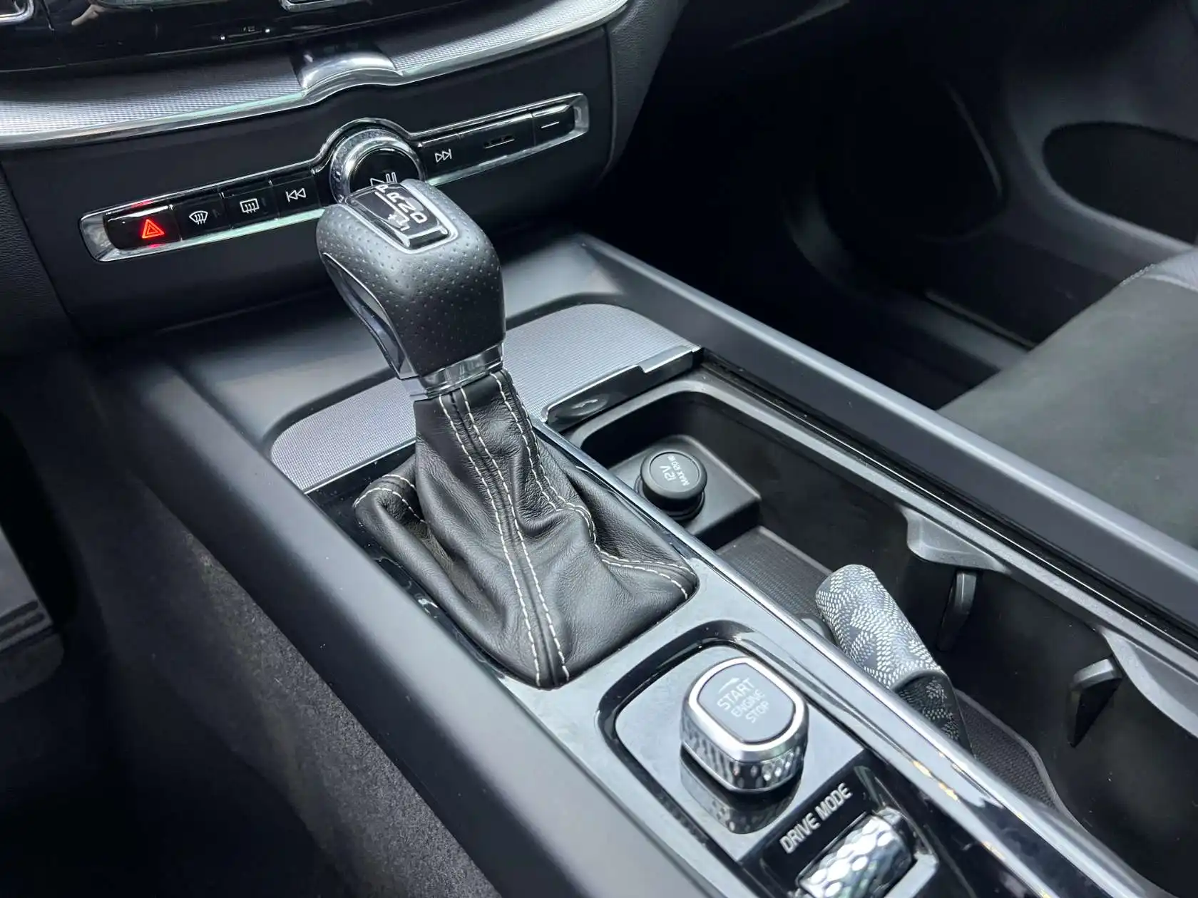 Volvo XC60, 2018 8