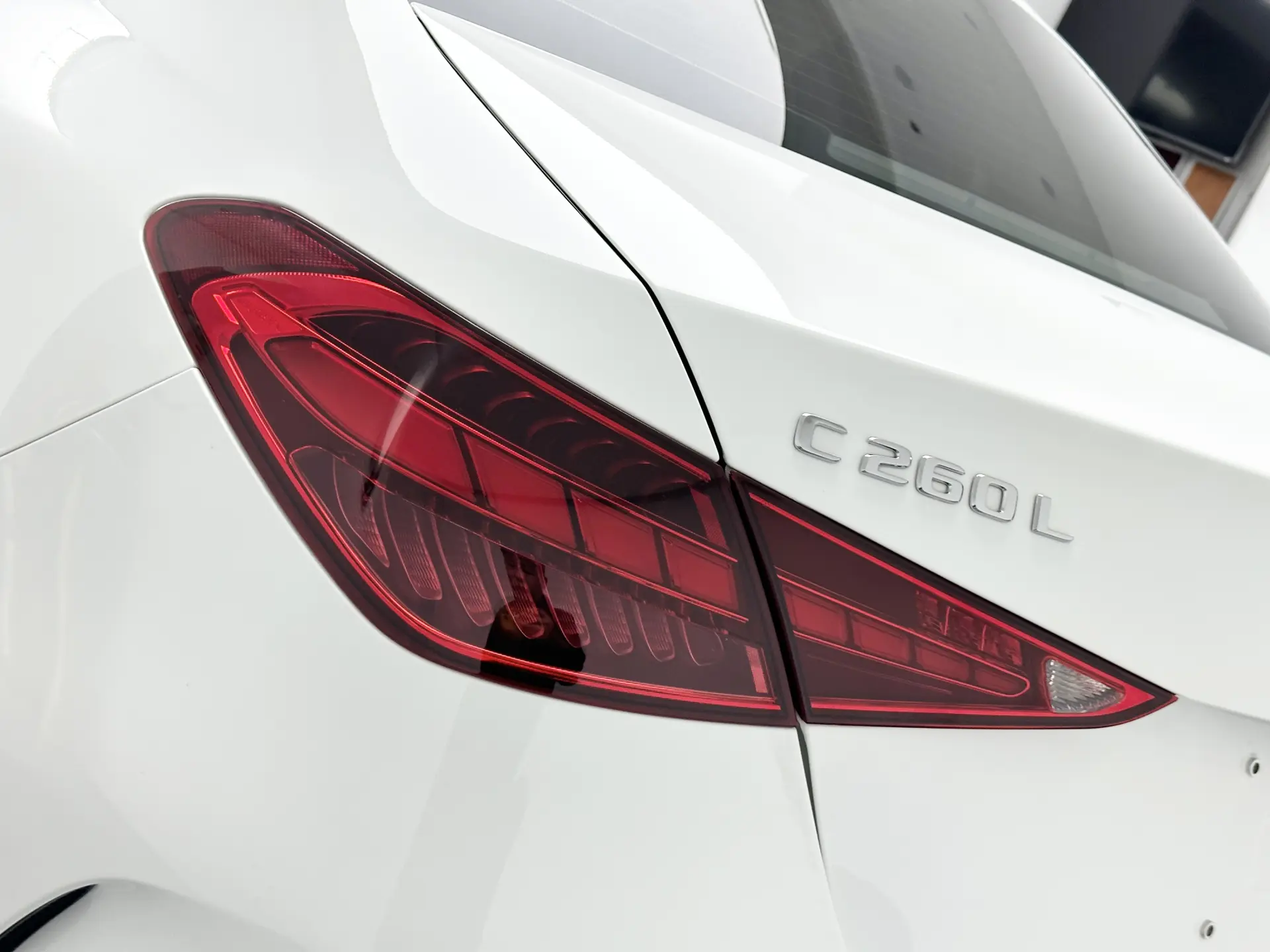 Mercedes-Benz C 260 L, 2024 20