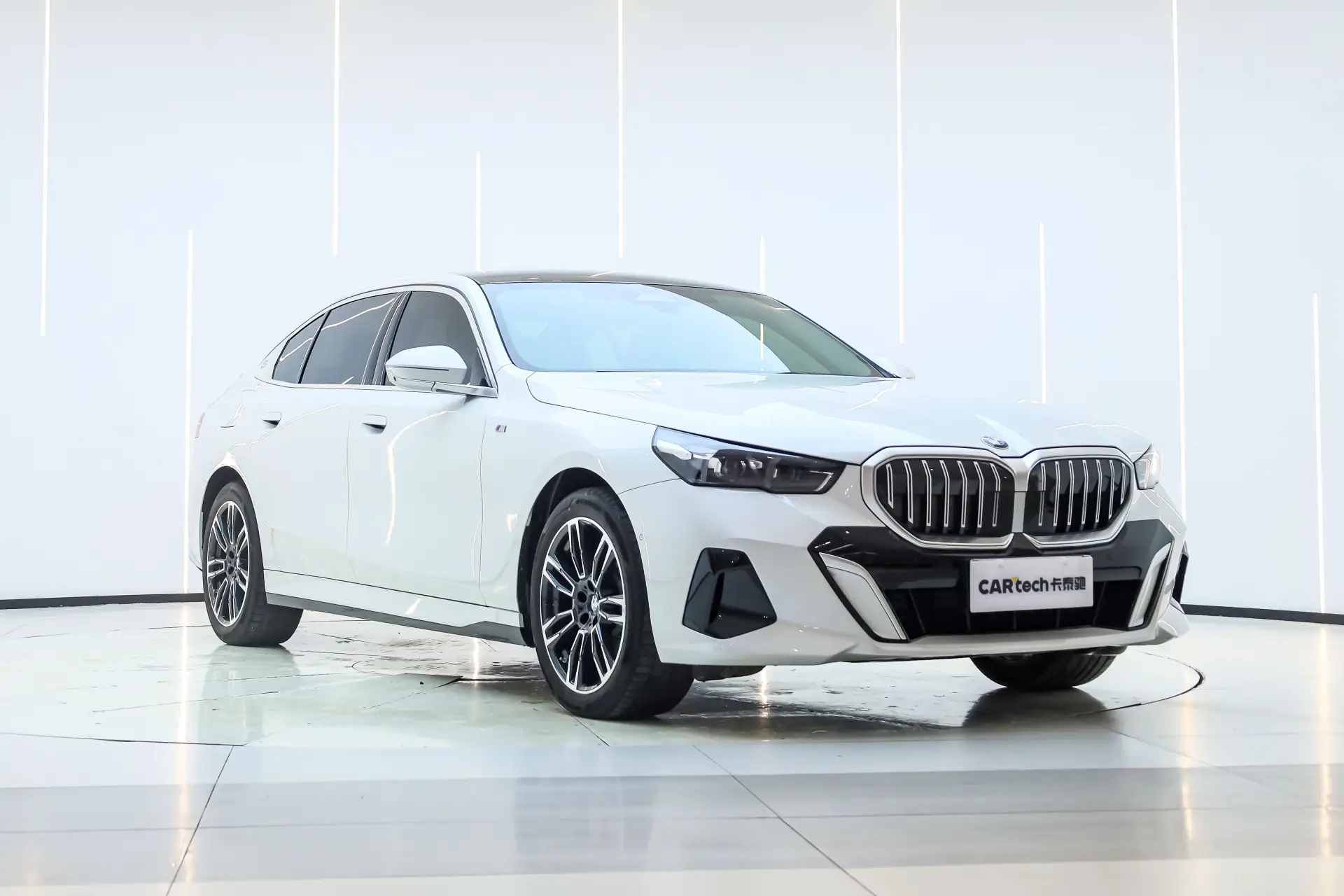 BMW 530Li, 2024 2