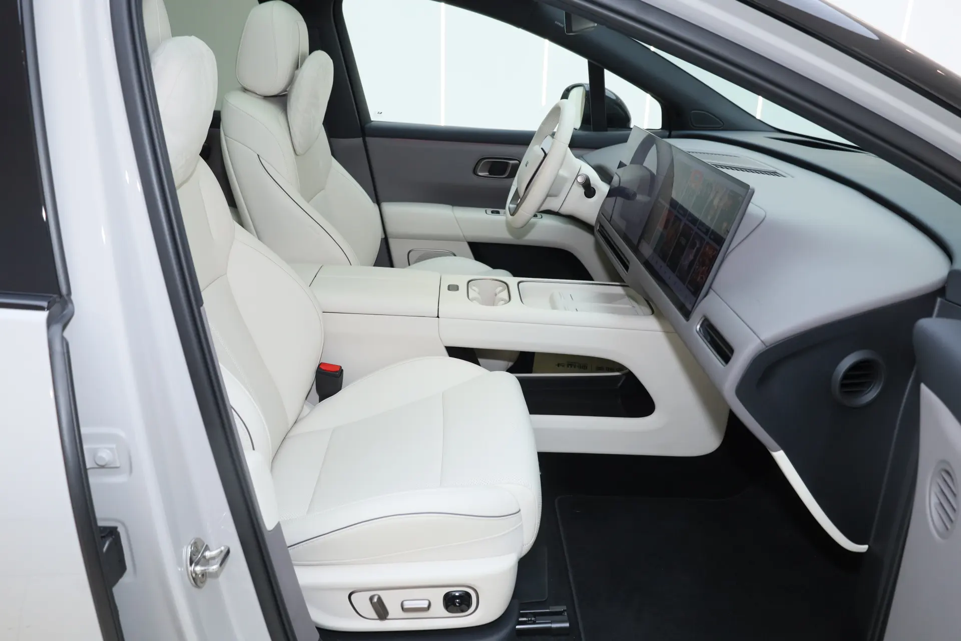 Li Auto i6, 2025 21