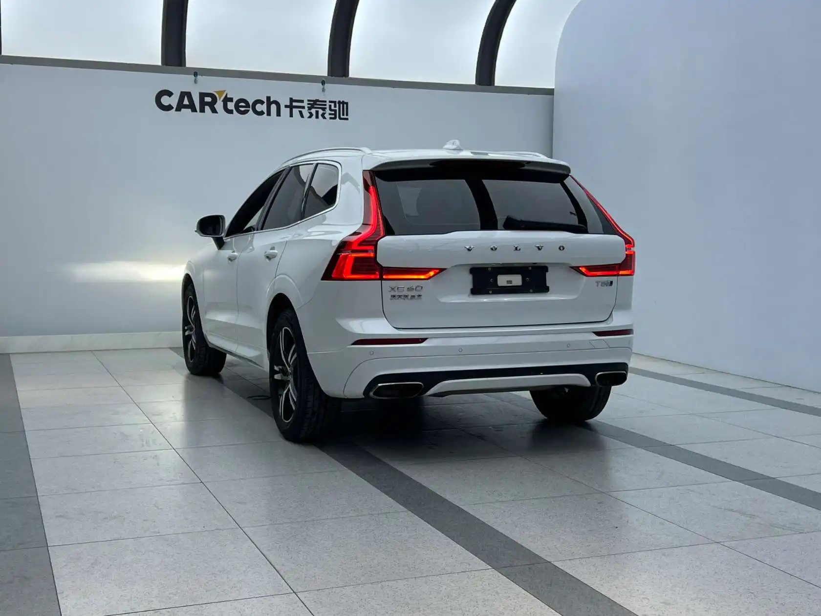 Volvo XC60, 2018 4