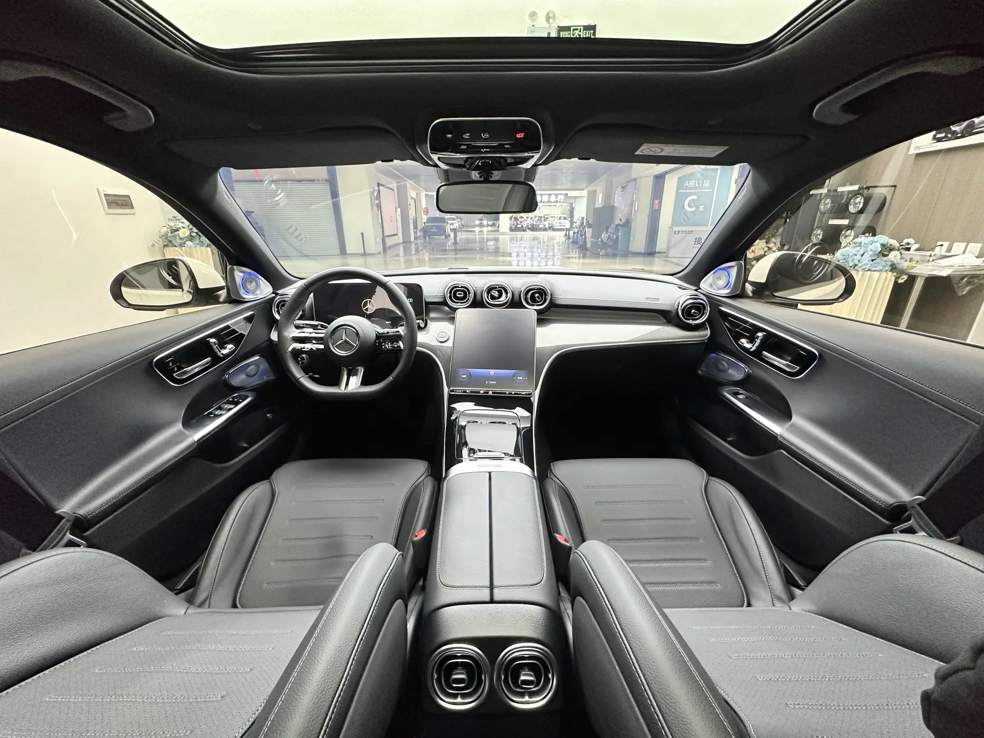 Mercedes-Benz C 260 L, 2024 9