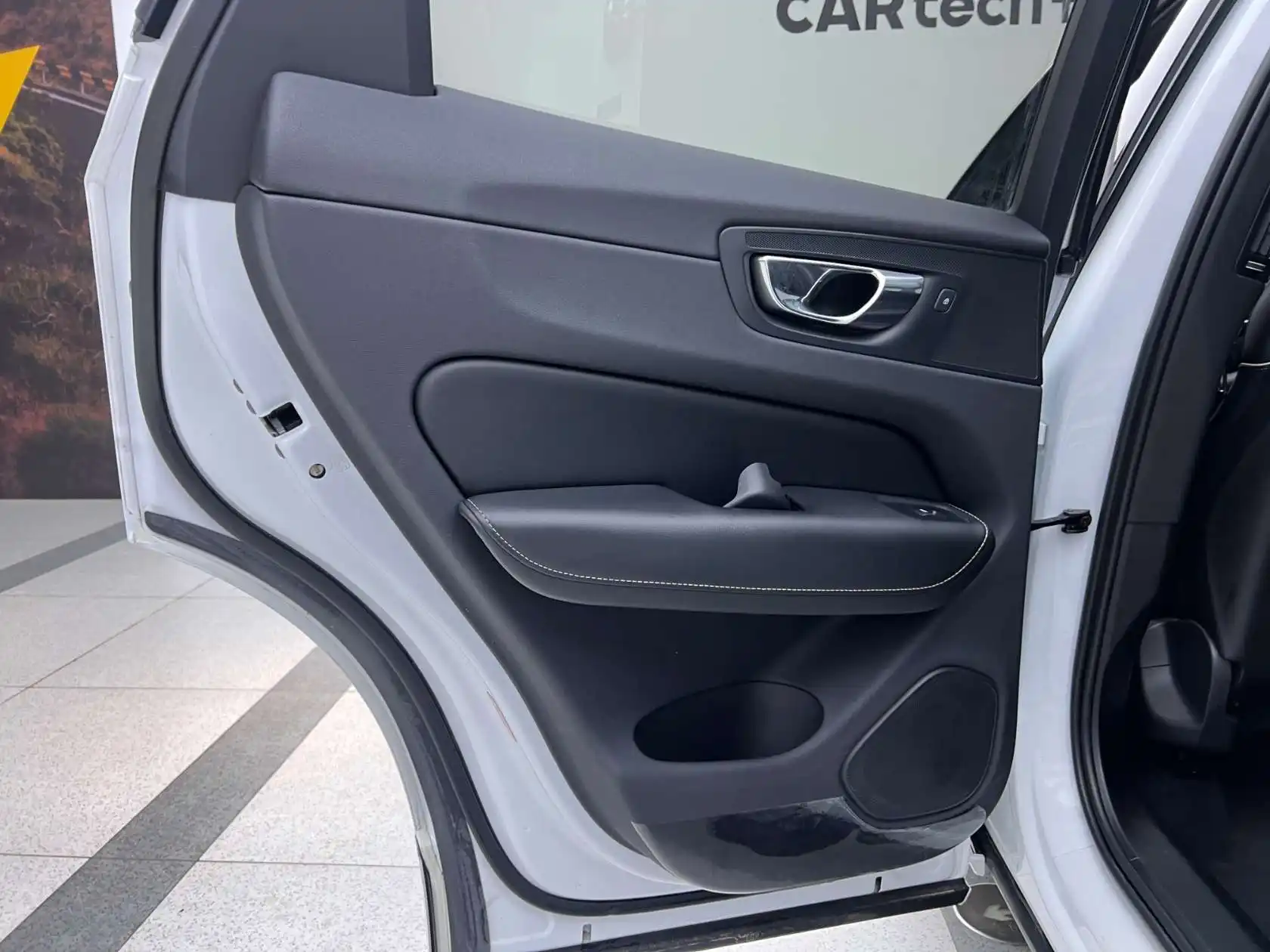 Volvo XC60, 2018 15