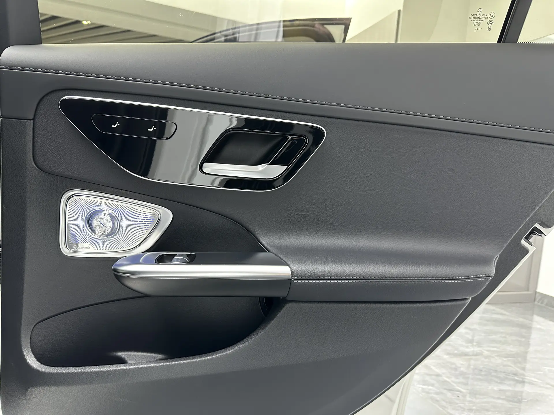 Mercedes-Benz C 260 L, 2024 25
