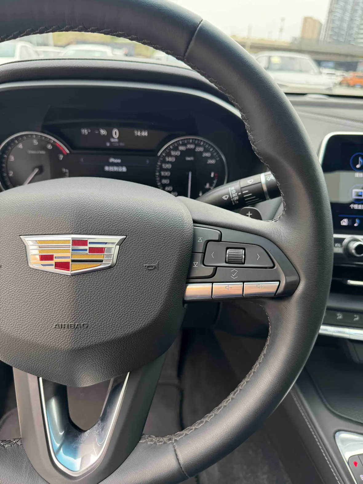 Cadillac CT4, 2023 21