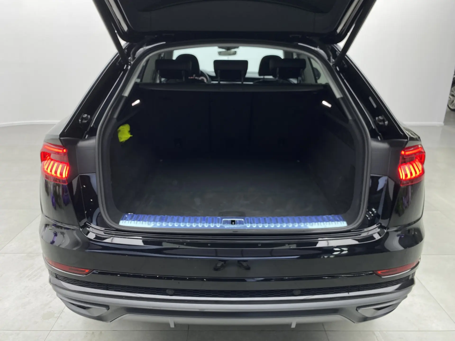 Audi Q8 55 TFSI, 2022 31