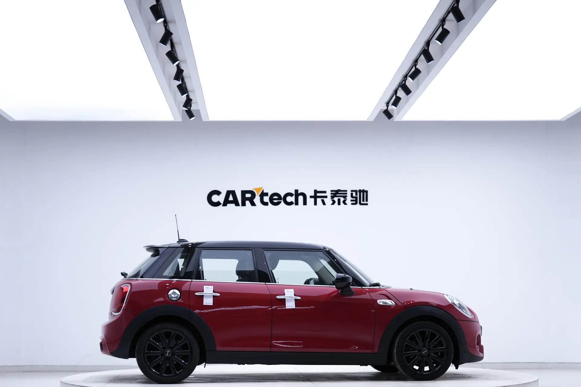 Mini Cooper, 2020 4