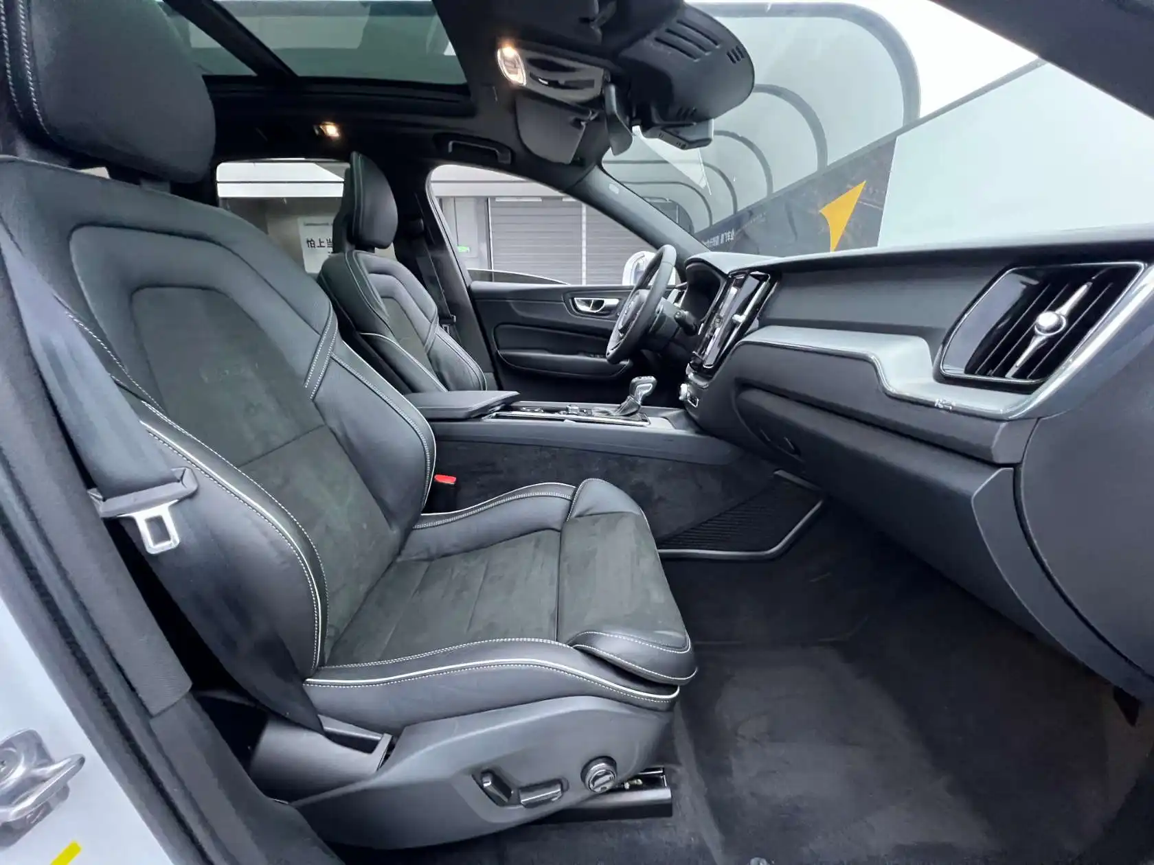Volvo XC60, 2018 18