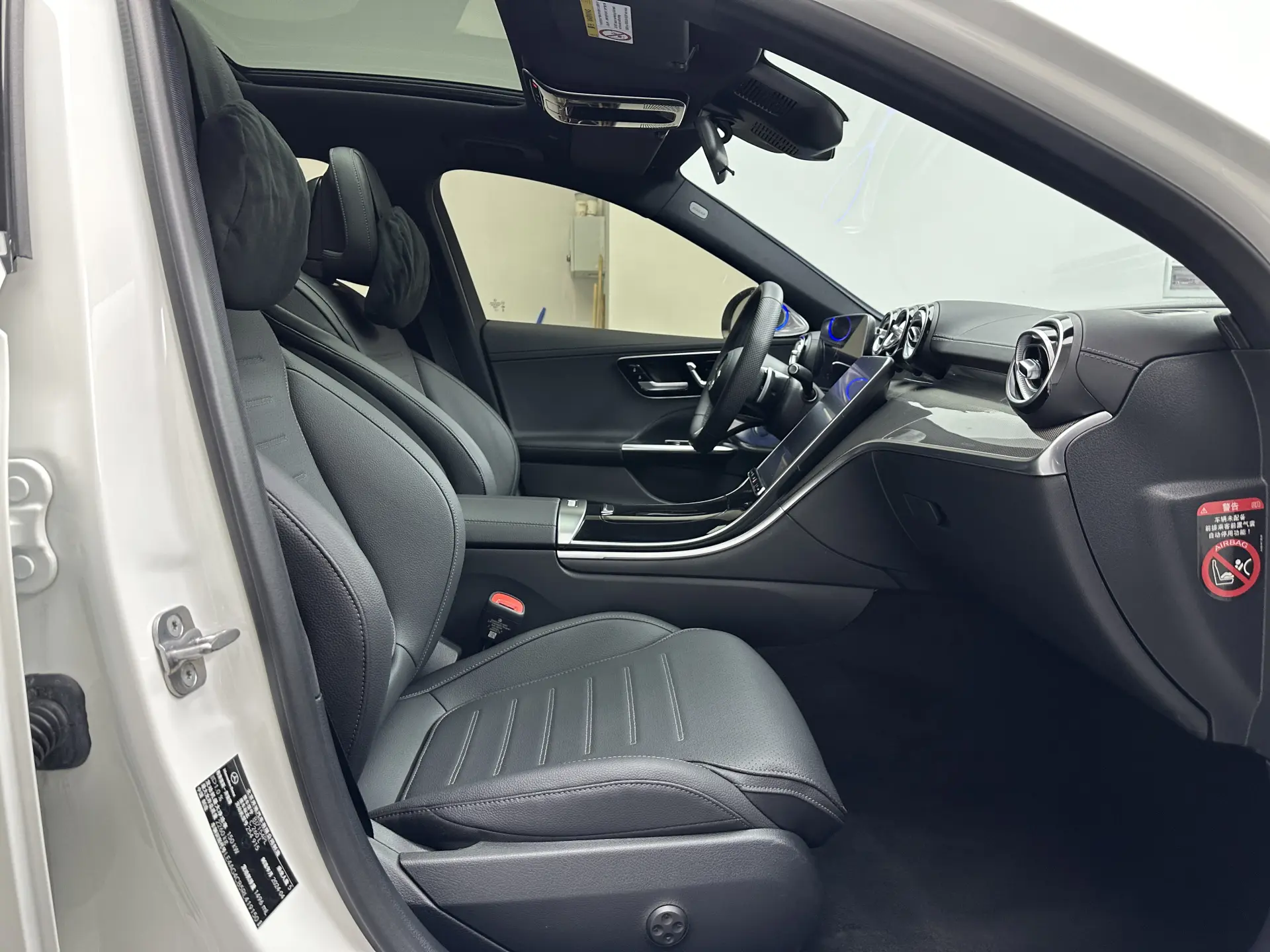 Mercedes-Benz C 260 L, 2024 13