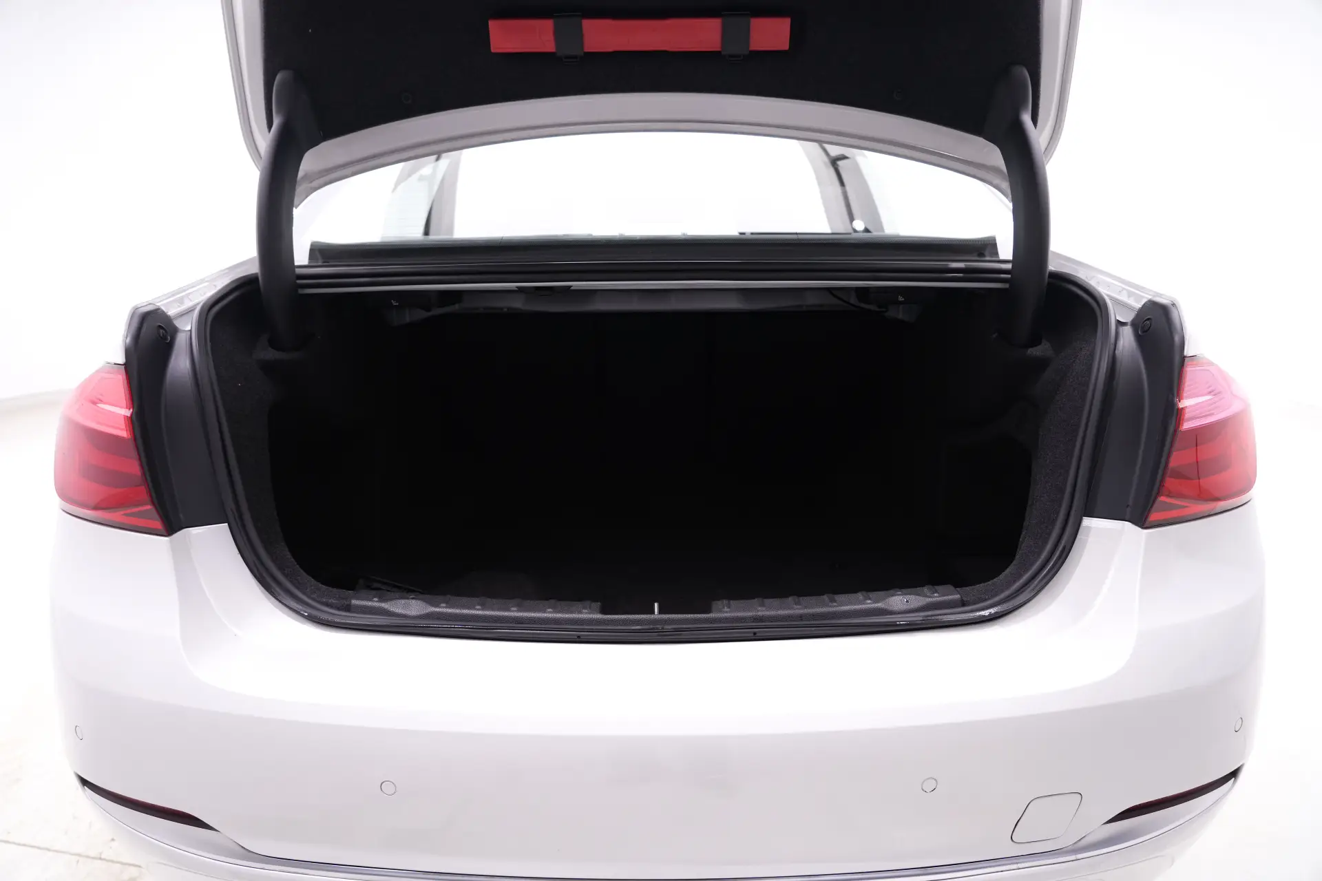 BMW 320Li, 2019 13
