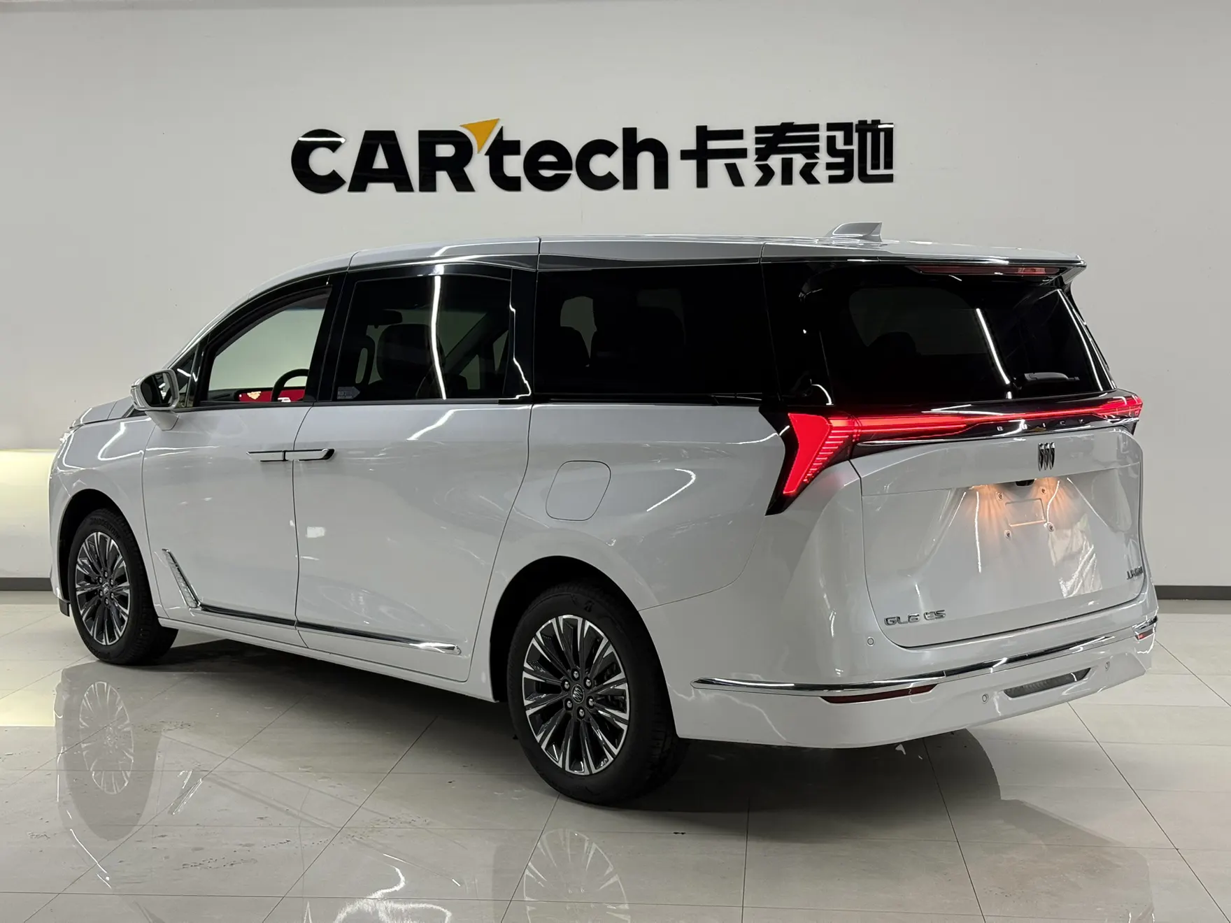 Buick GL8, 2025 6