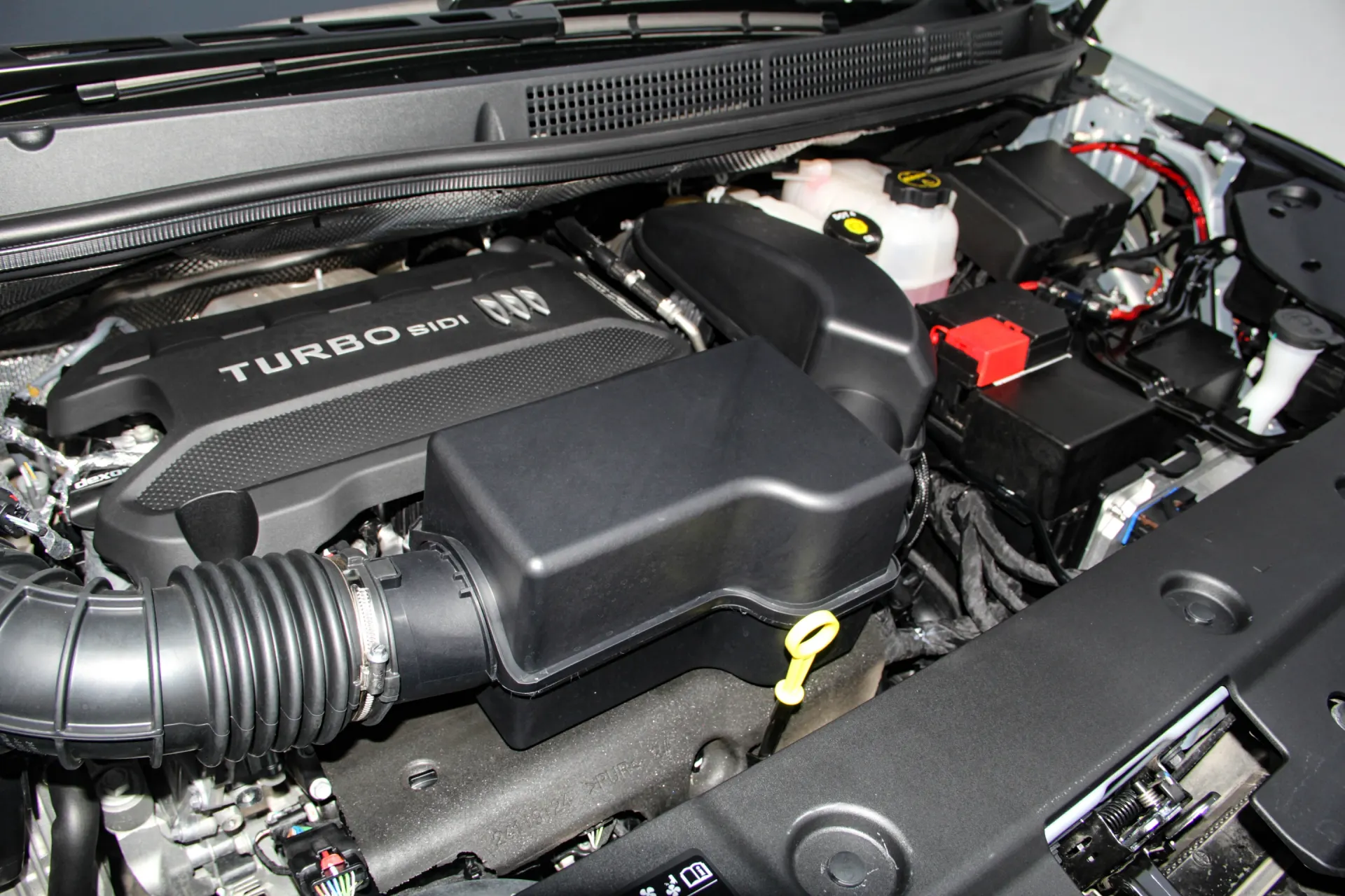 Buick GL8, 2025 8