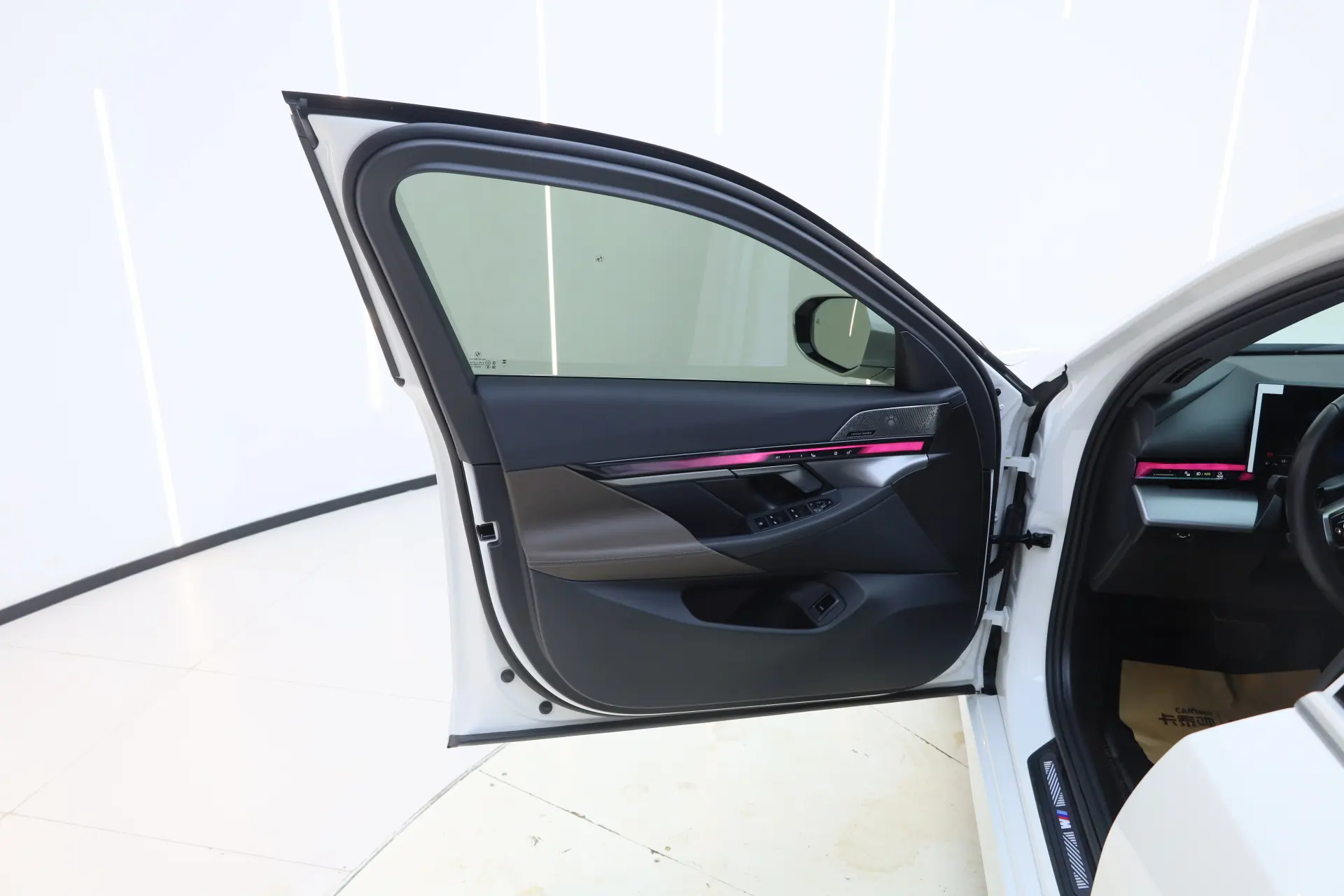 BMW 530Li, 2024 17