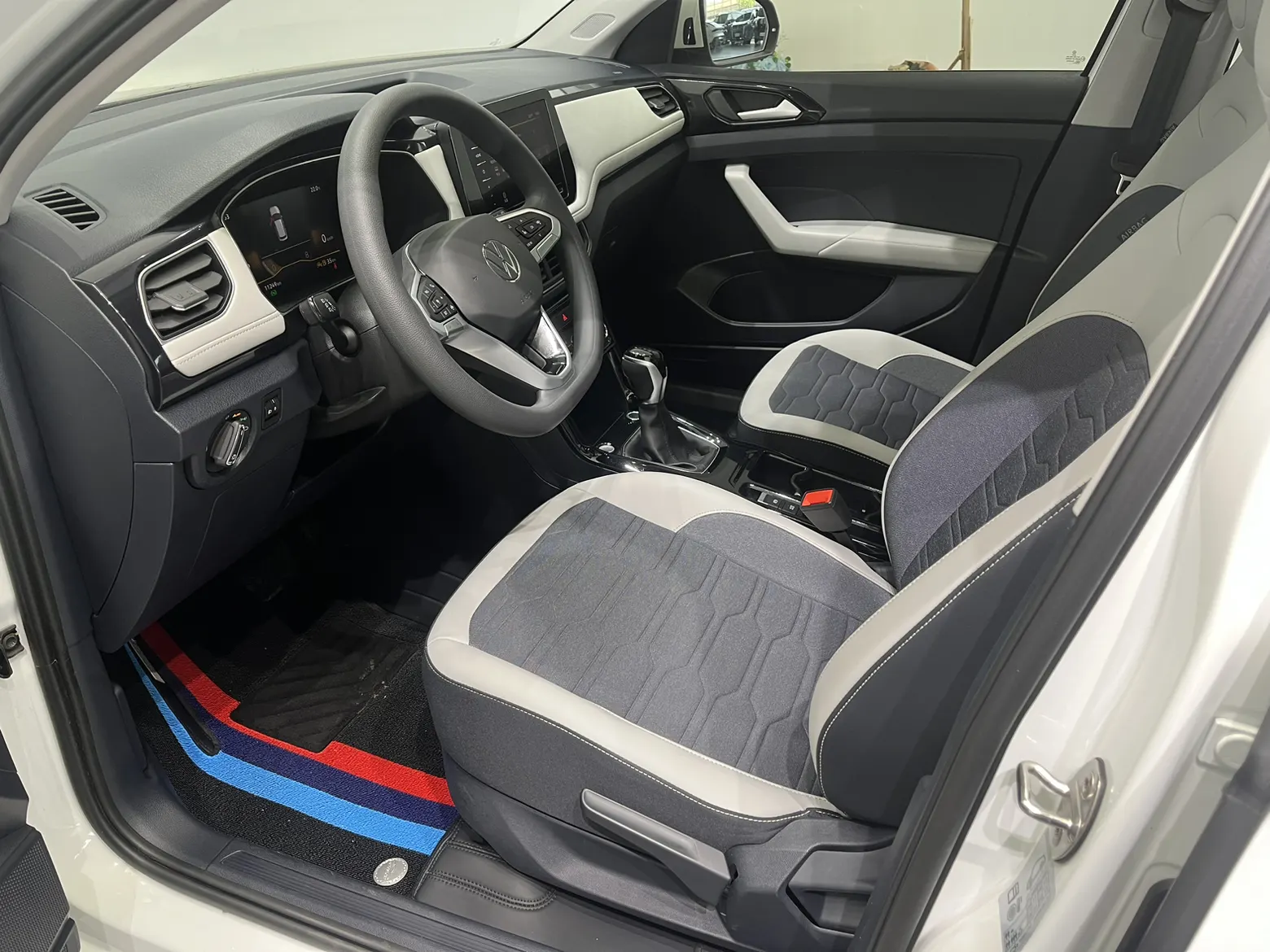 Volkswagen Tharu, 2024 14
