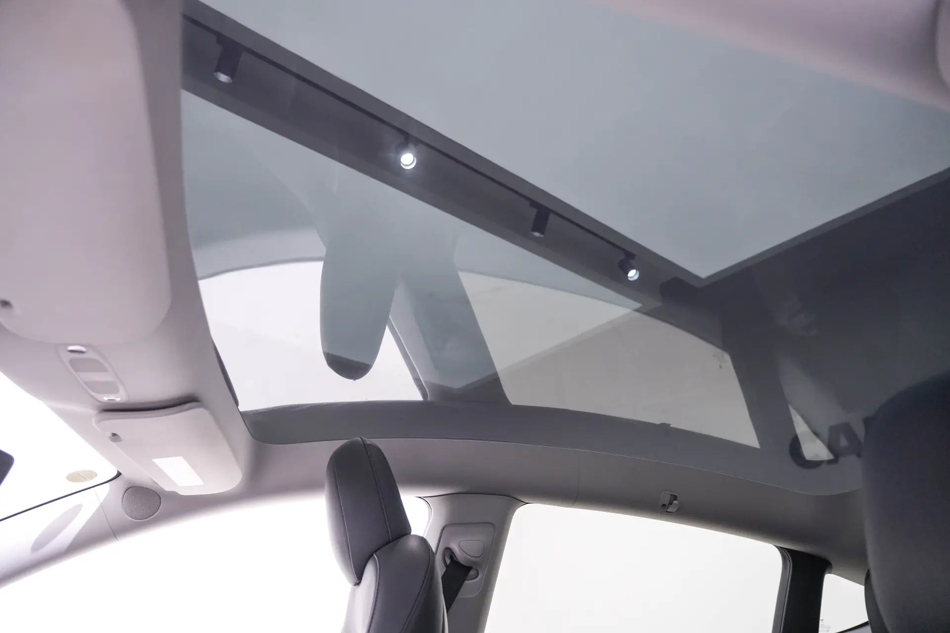 Tesla Model Y, 2022 24