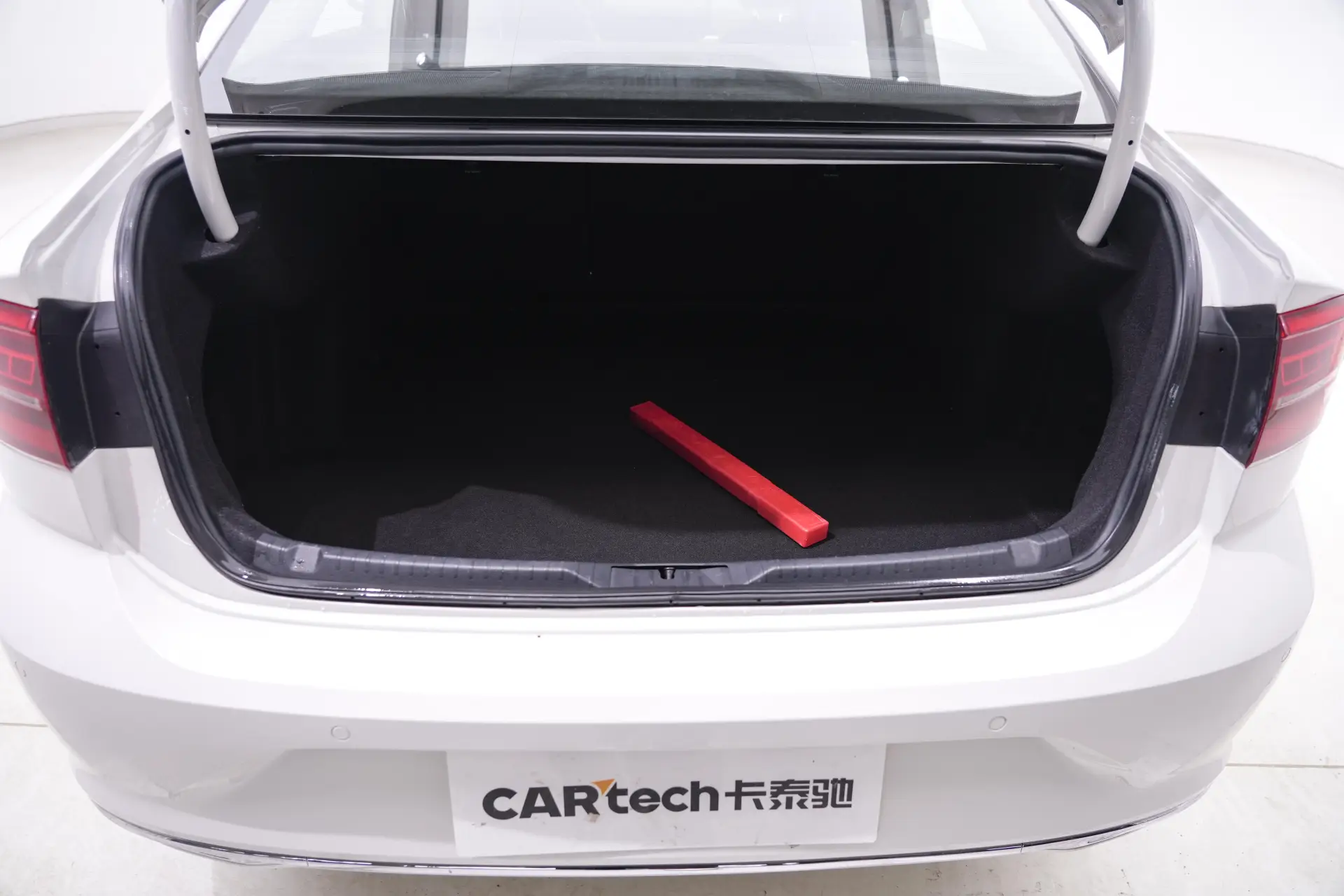 Volkswagen Lamando, 2021 13