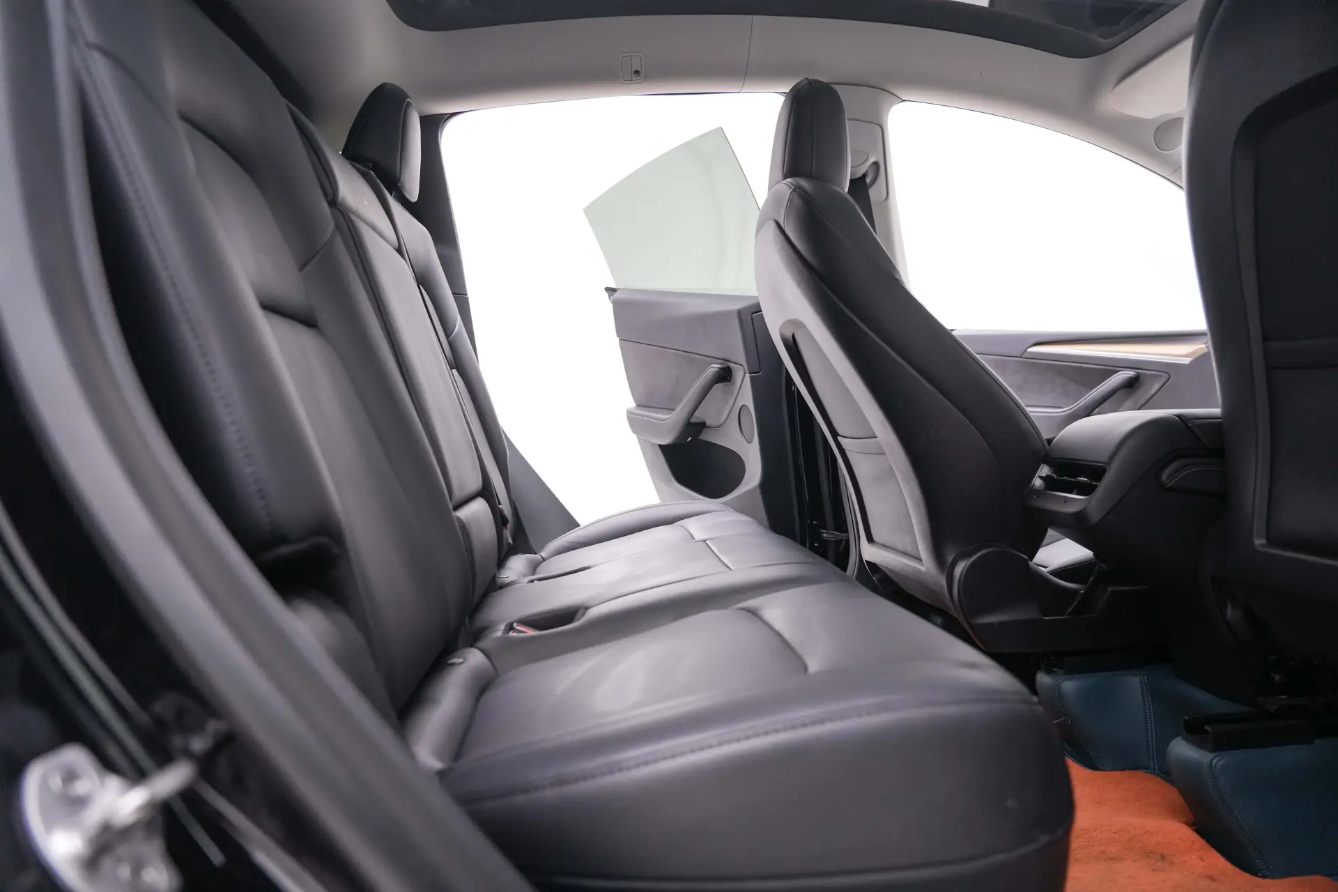 Tesla Model Y, 2022 26