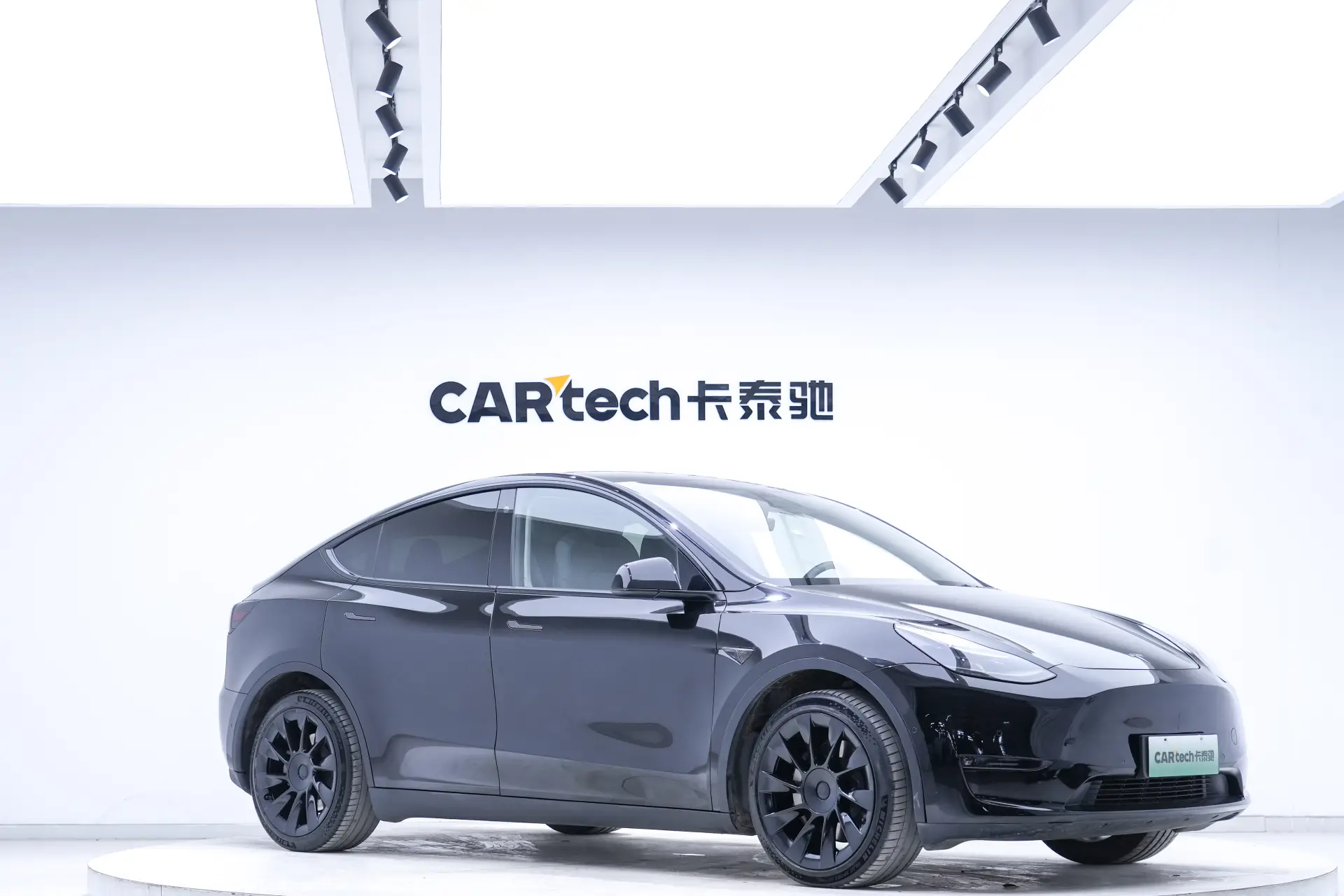 Tesla Model Y, 2022 12