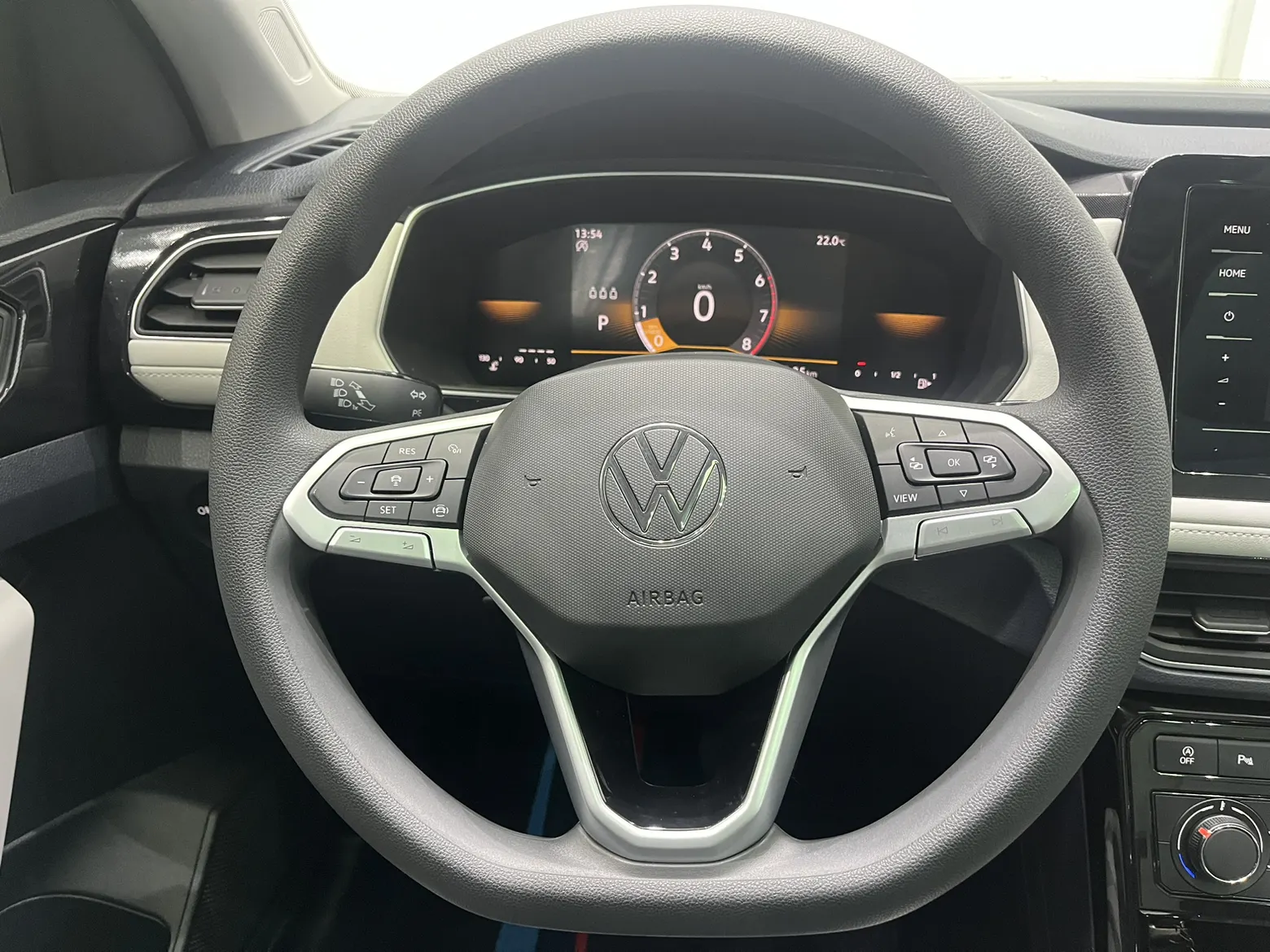 Volkswagen Tharu, 2024 12