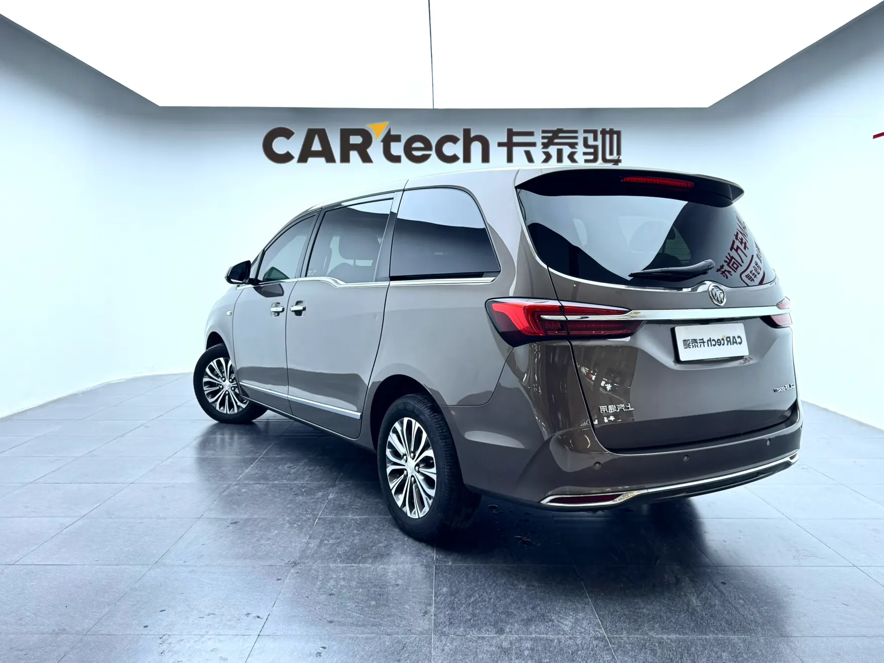 Buick GL8, 2022 7