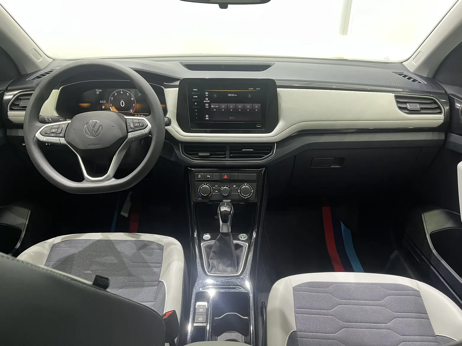 Volkswagen Tharu, 2024 11