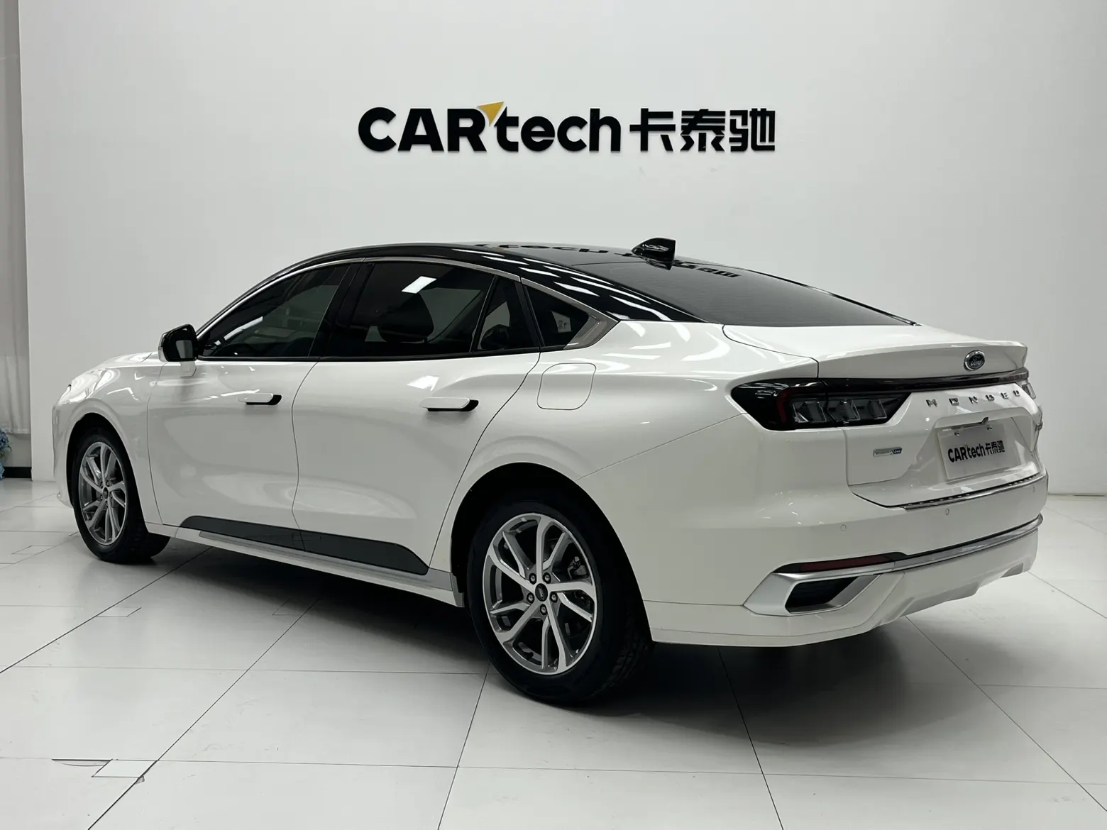 Ford Mondeo, 2023 6