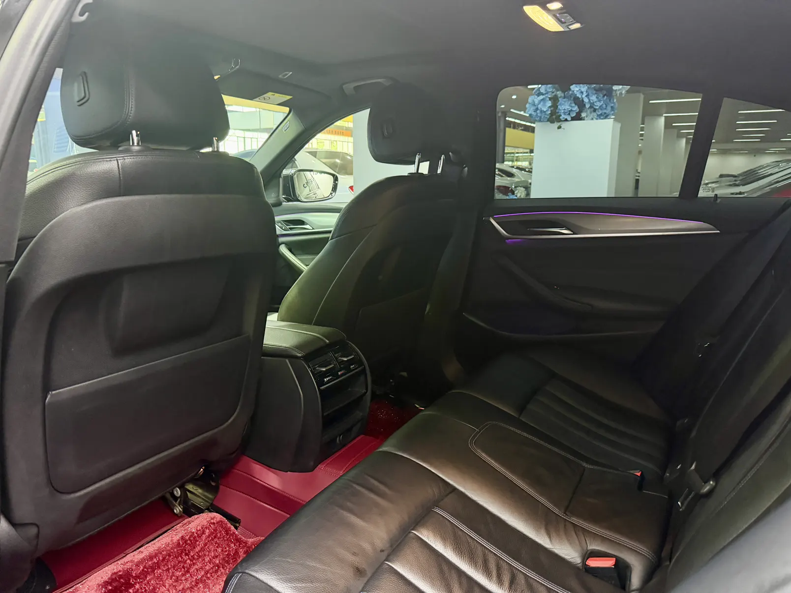 BMW 525i, 2018 10