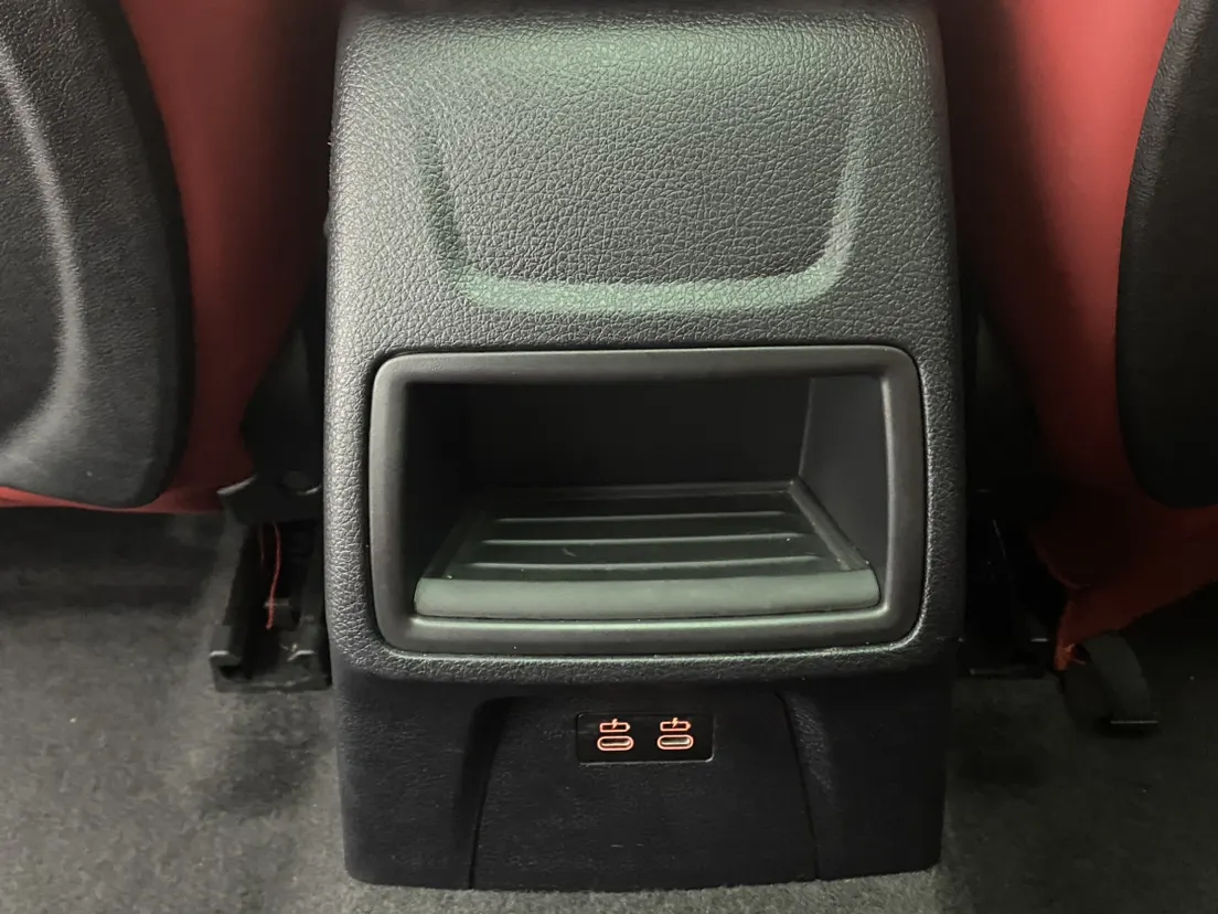 BMW 120i, 2023 21