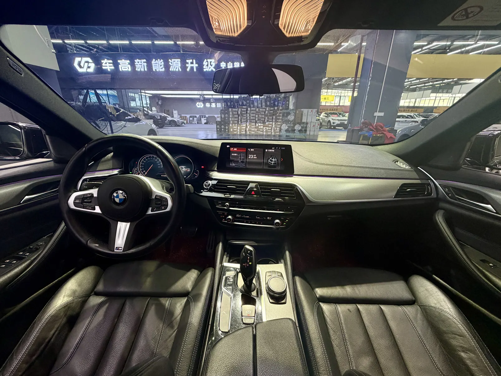BMW 525i, 2018 8