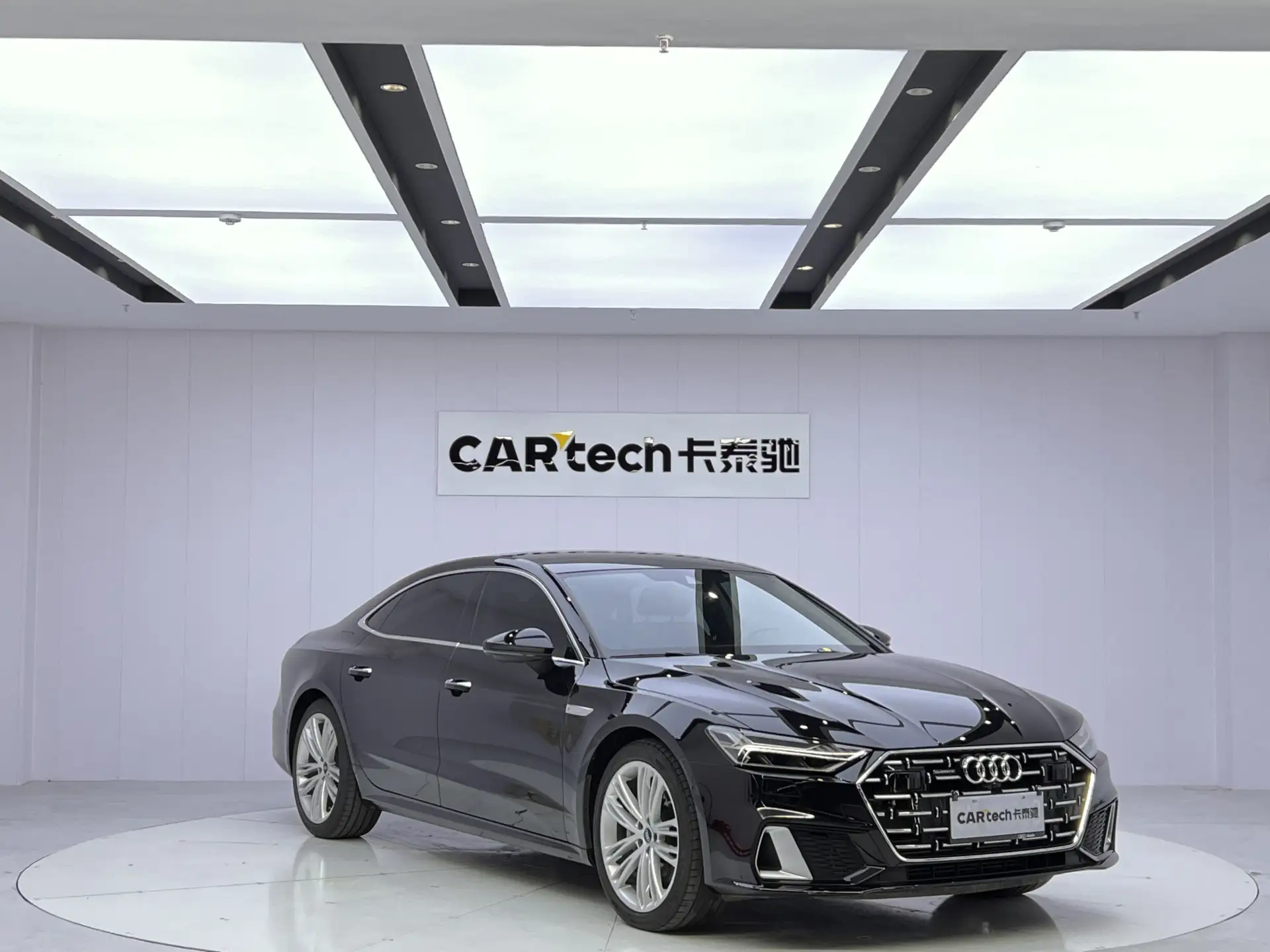 Audi A7L 45 TFSI, 2024 2