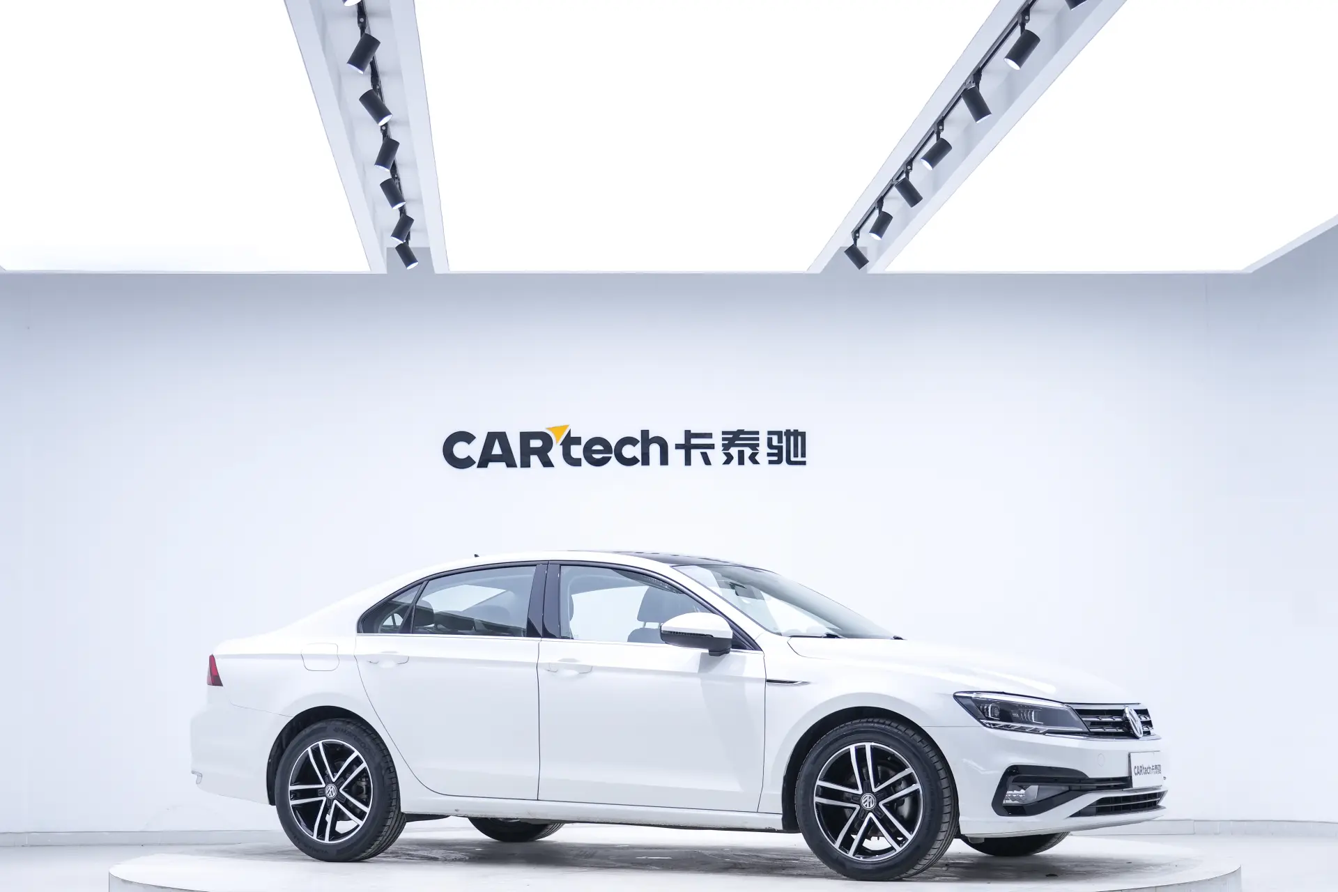 Volkswagen Lamando, 2021 12