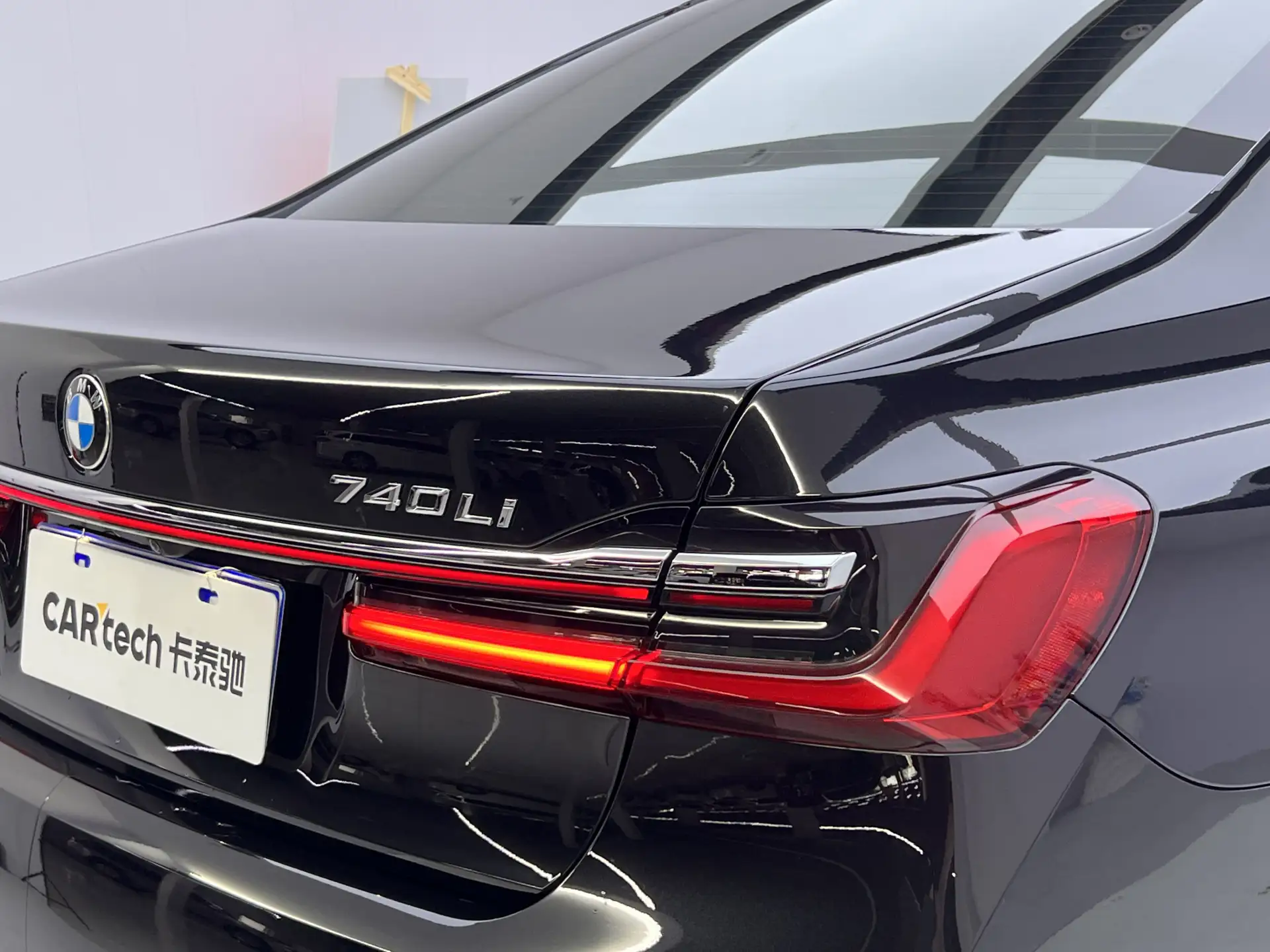BMW 740Li, 2020 10