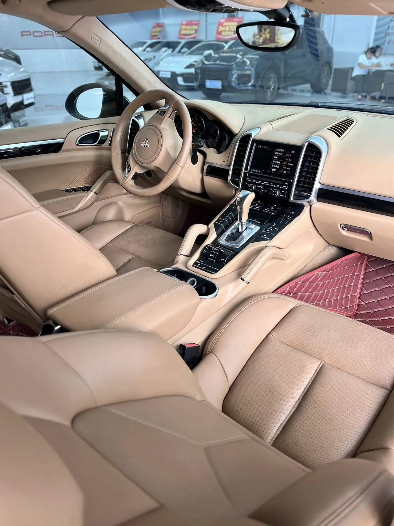 Porsche Cayenne, 2012 10