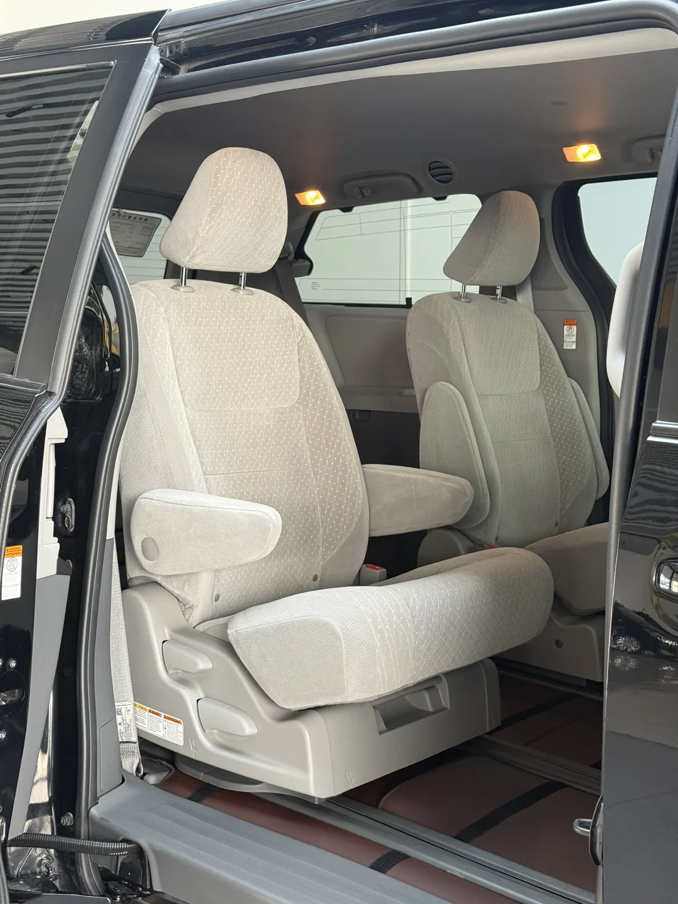 Toyota Sienna, 2019 11