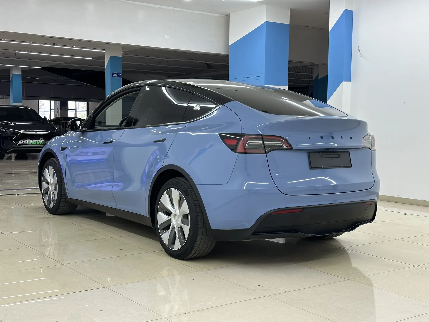 Tesla Model Y, 2023 все фото