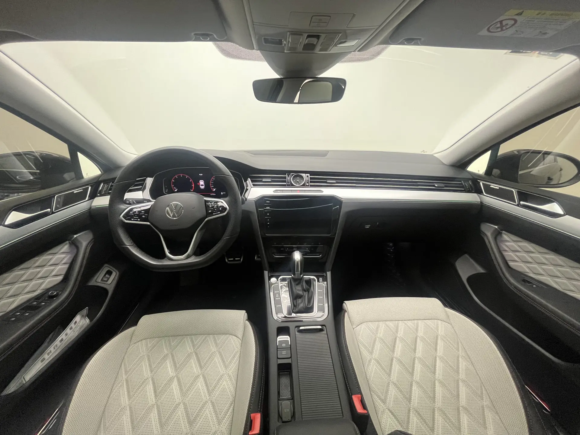 Volkswagen Magotan, 2023 10