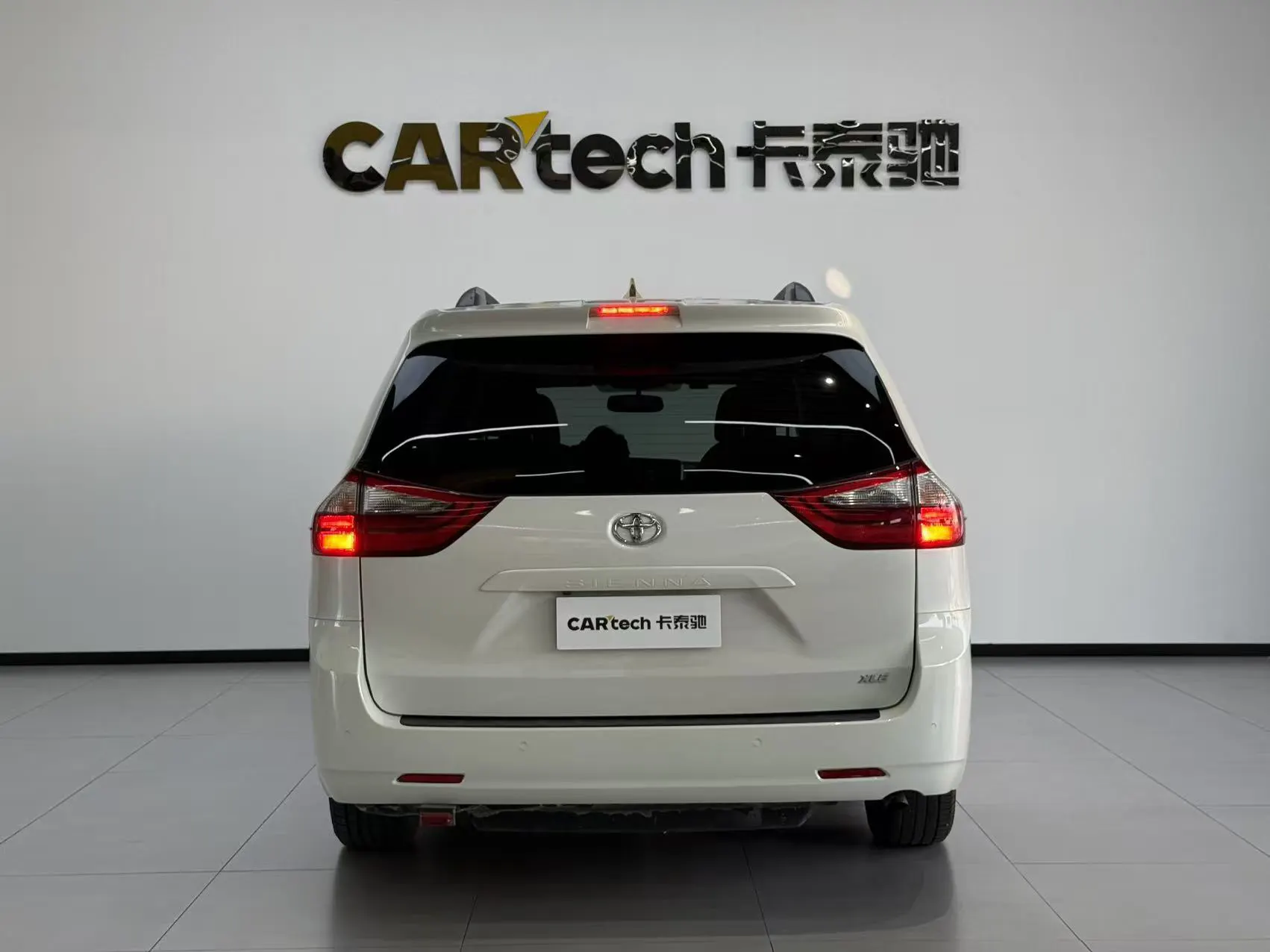 Toyota Sienna, 2021 3