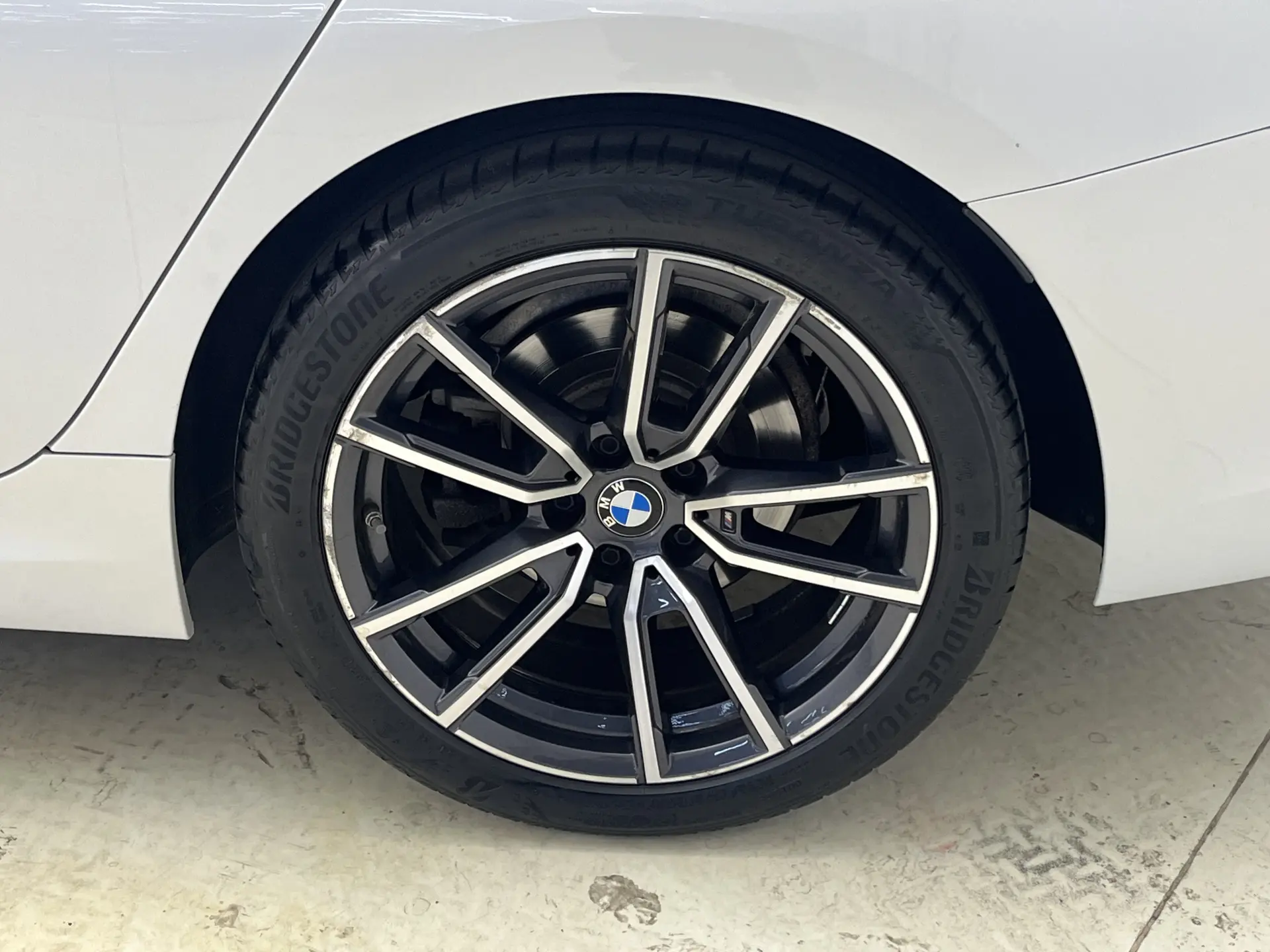 BMW 320Li, 2021 9