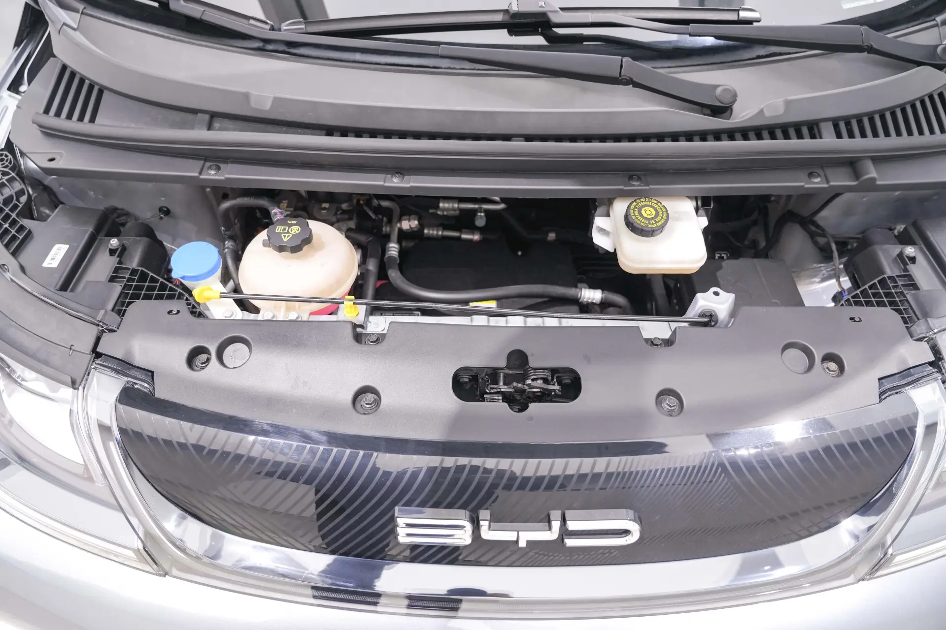 BYD Dolphin, 2023 11