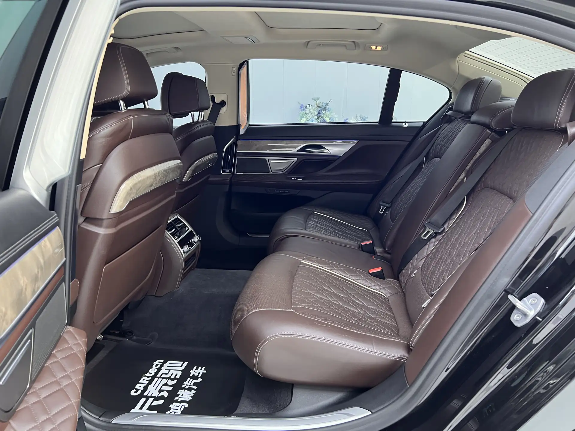 BMW 740Li, 2020 21