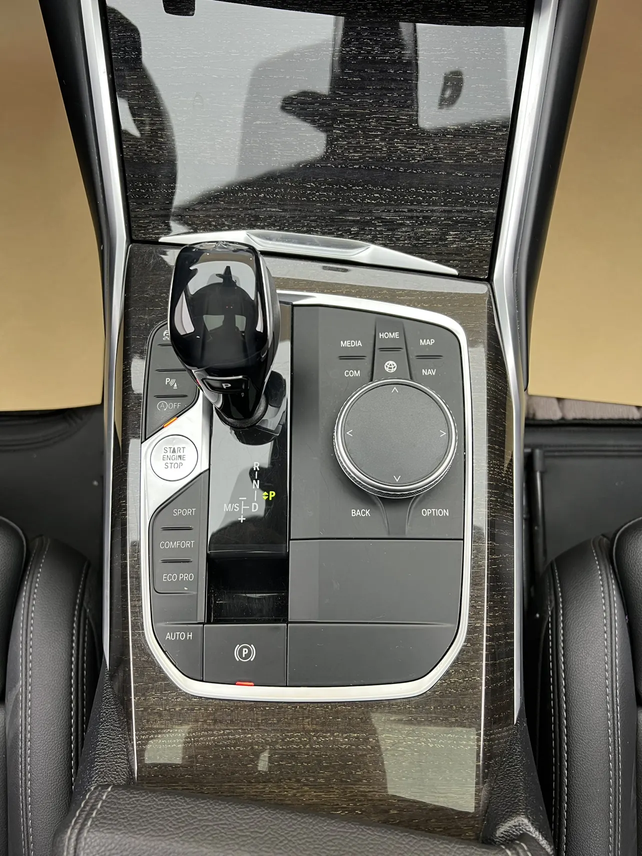 BMW 325Li, 2020 21