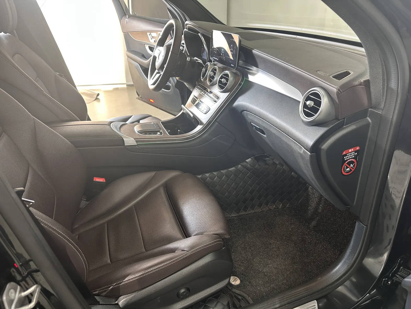 Mercedes-Benz GLC 300 L, 2022 16