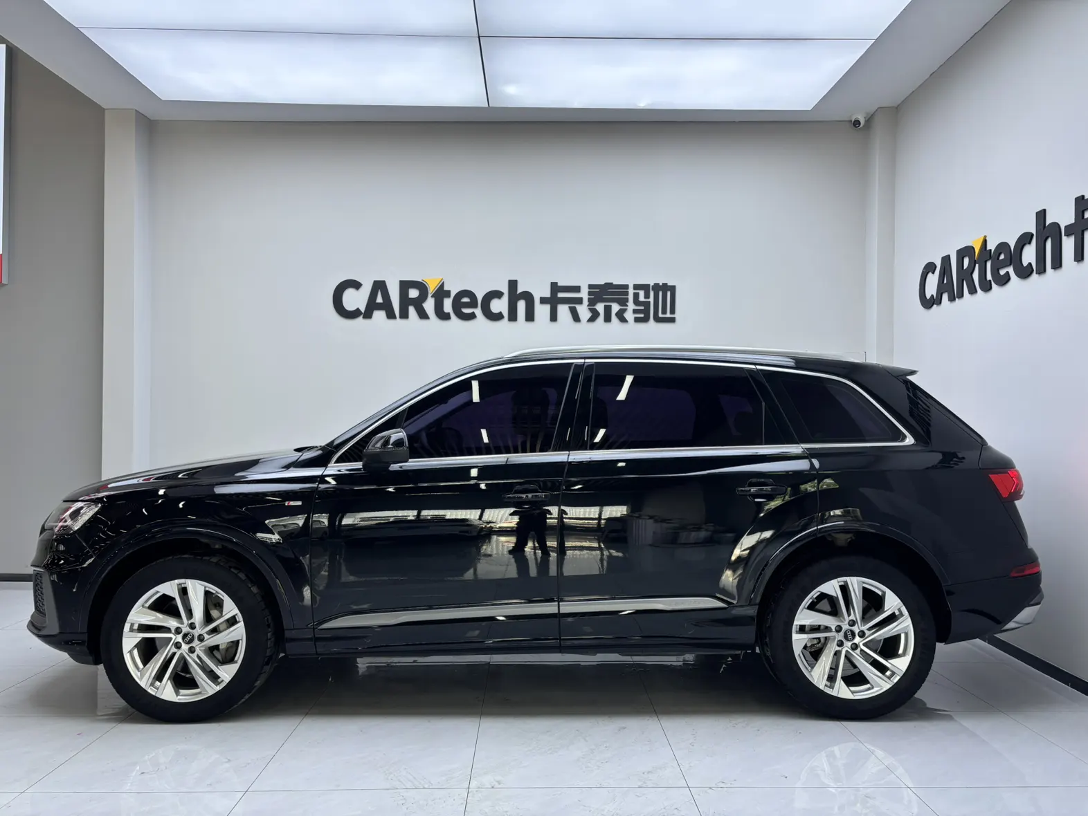 Audi Q7 45 TFSI, 2023 8