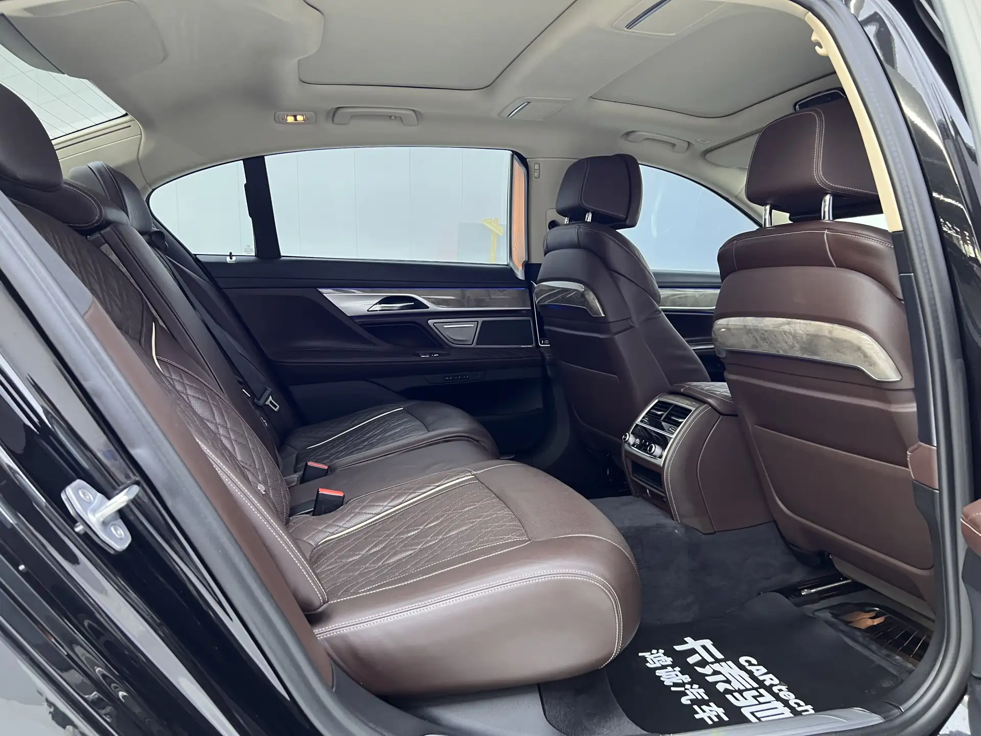 BMW 740Li, 2020 27