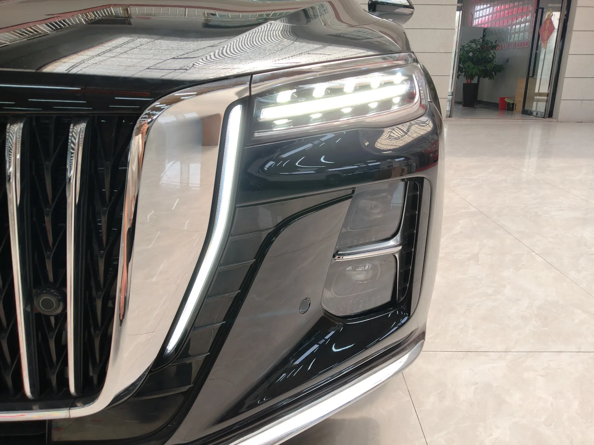 Hongqi H5, 2026 все фото