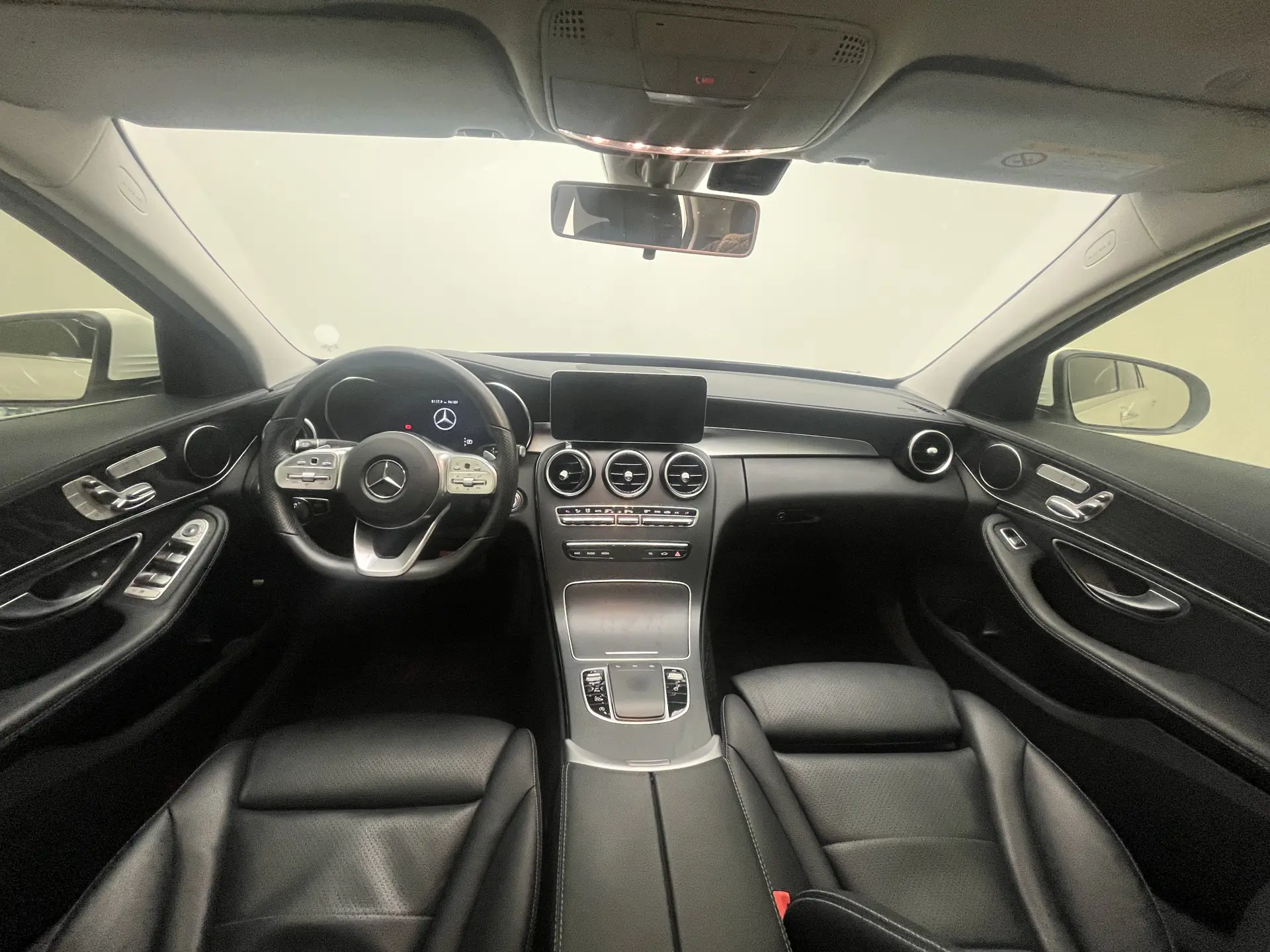 Mercedes-Benz C 260 L, 2020 10